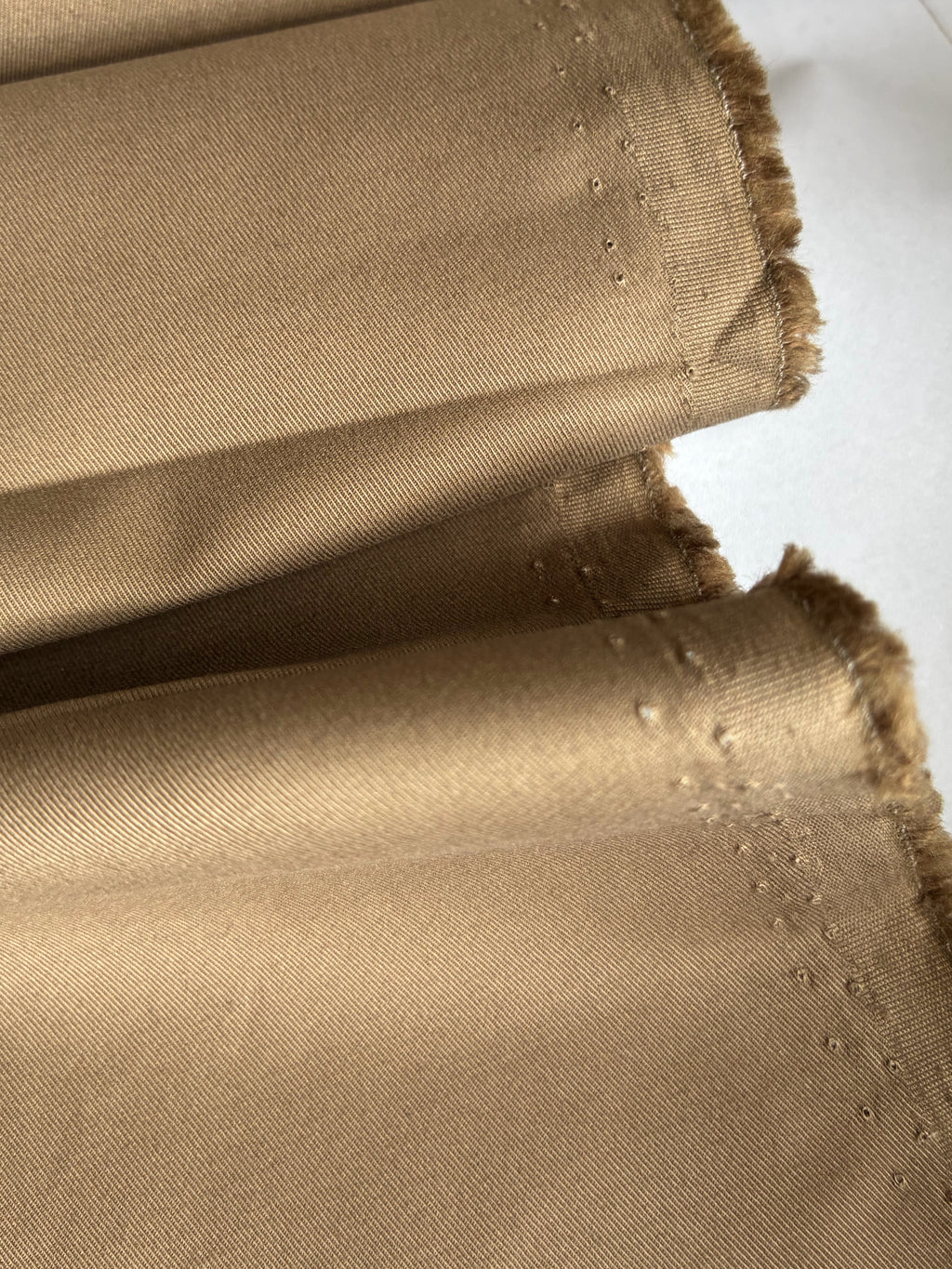 396CE. Lightweight twill. 135g/m2.