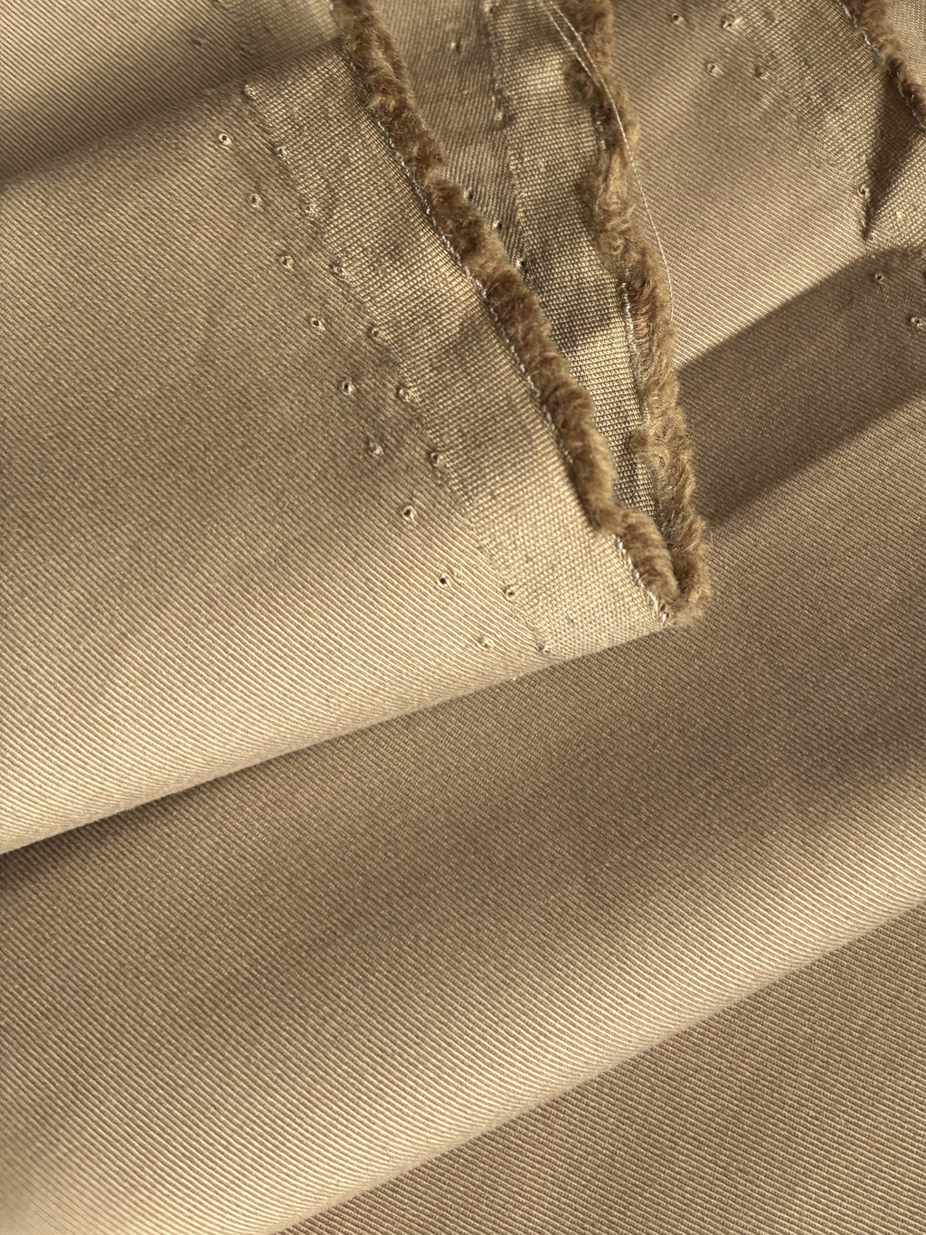 396CE. Lightweight twill. 135g/m2.