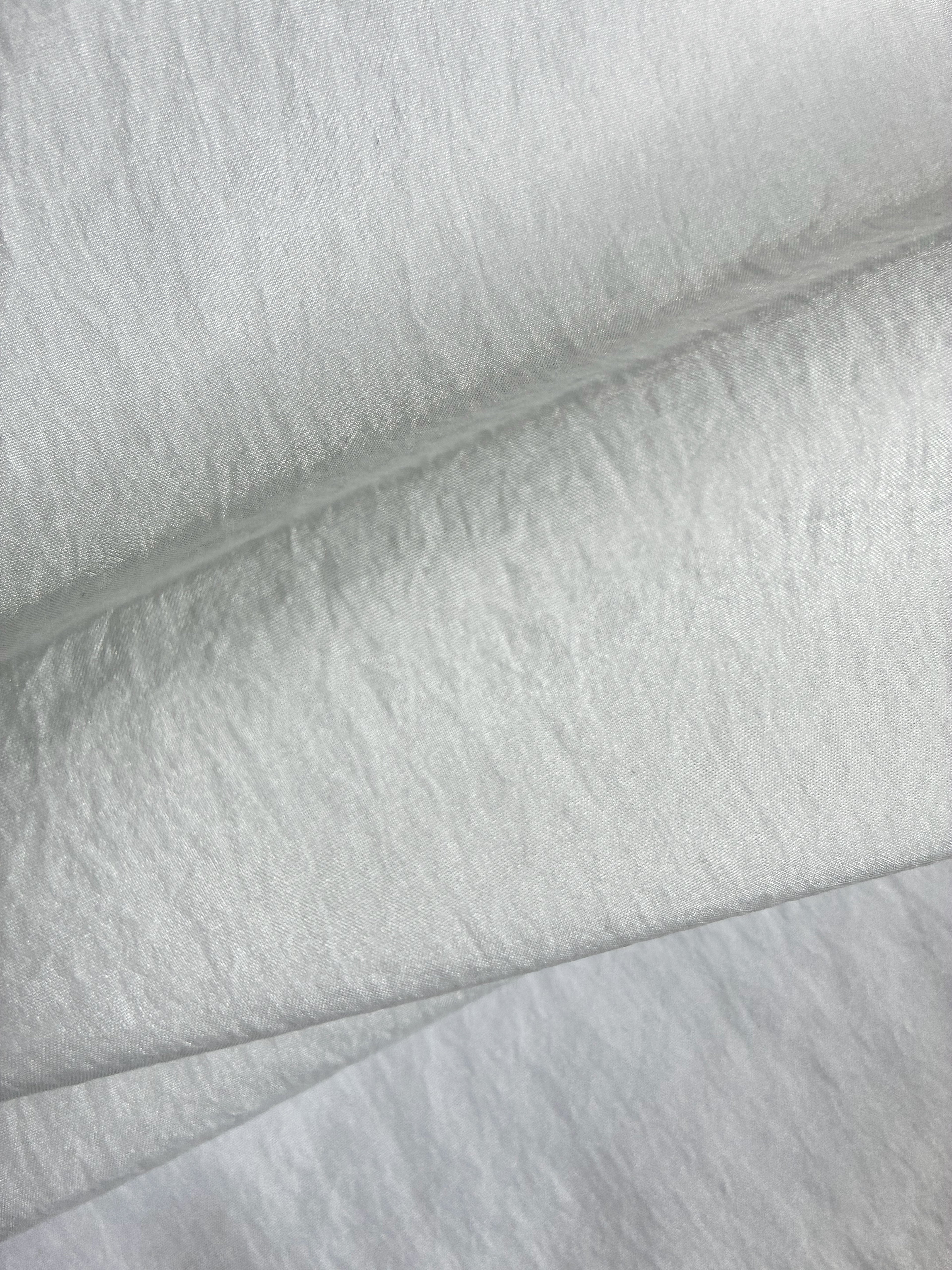 264P. Froissé. 110g/m2.
