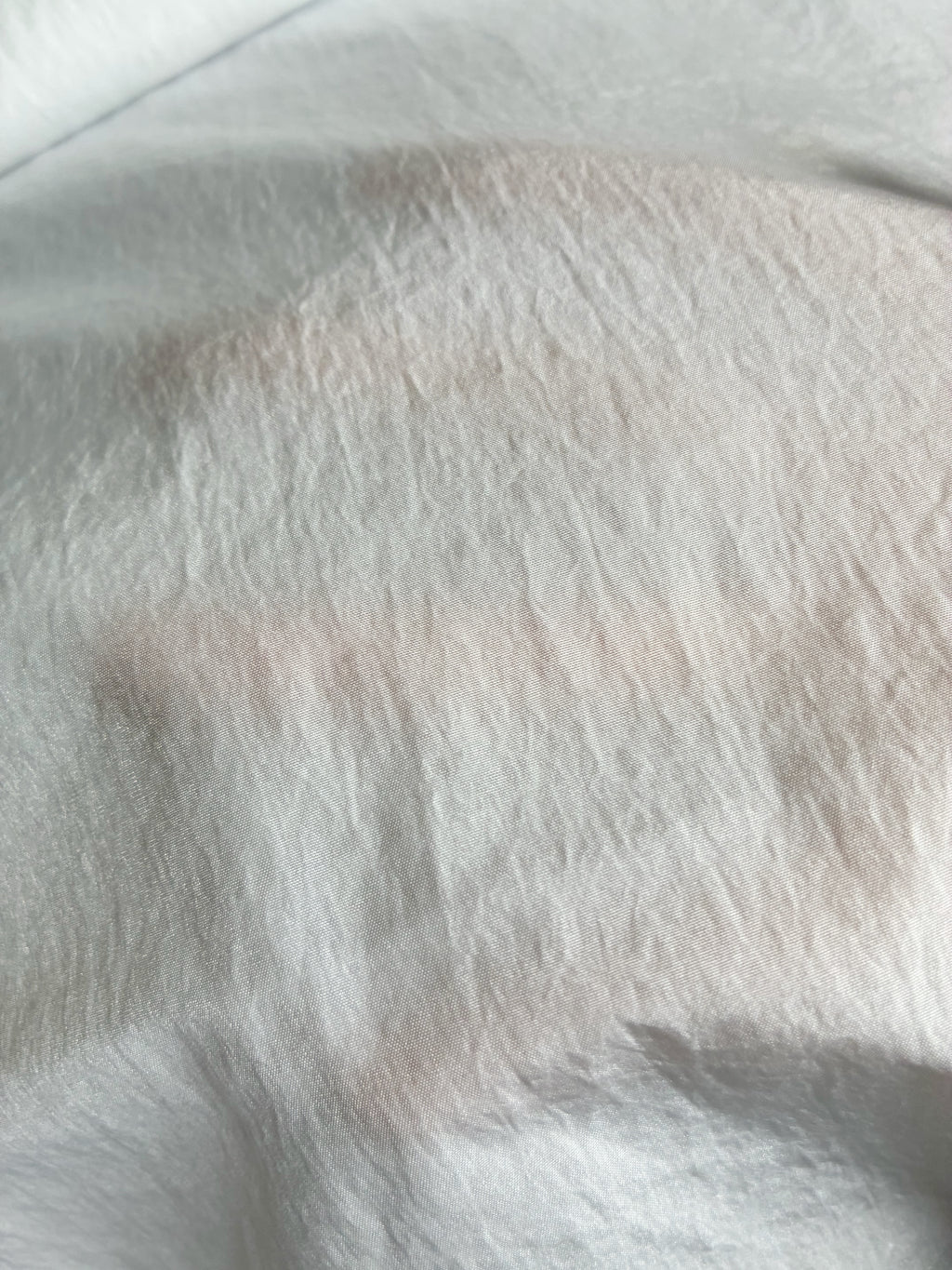 264 Seiten. Gerissen. 110 g/m².