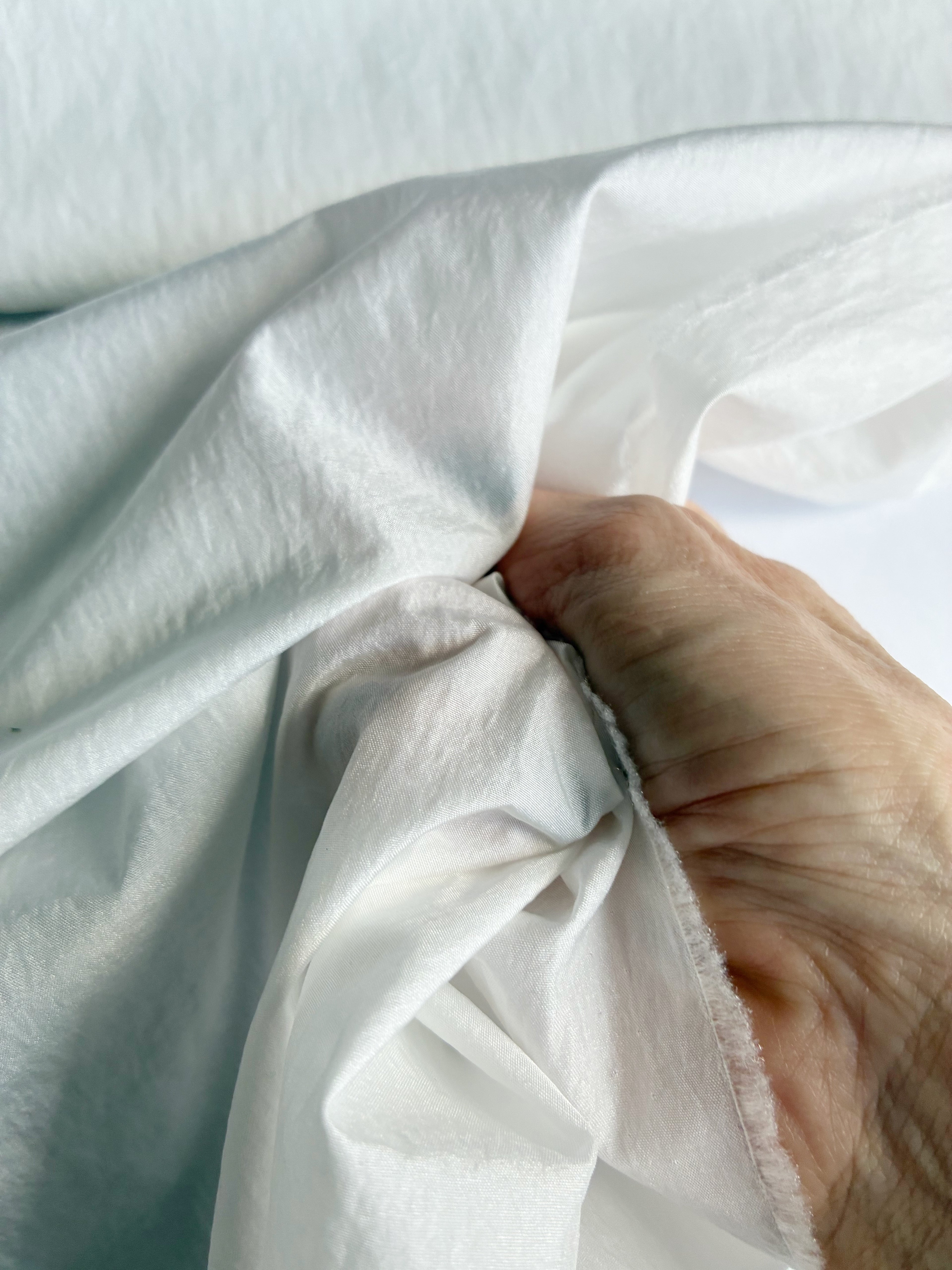 353PA. Leichtes Nylon. 50g/m².