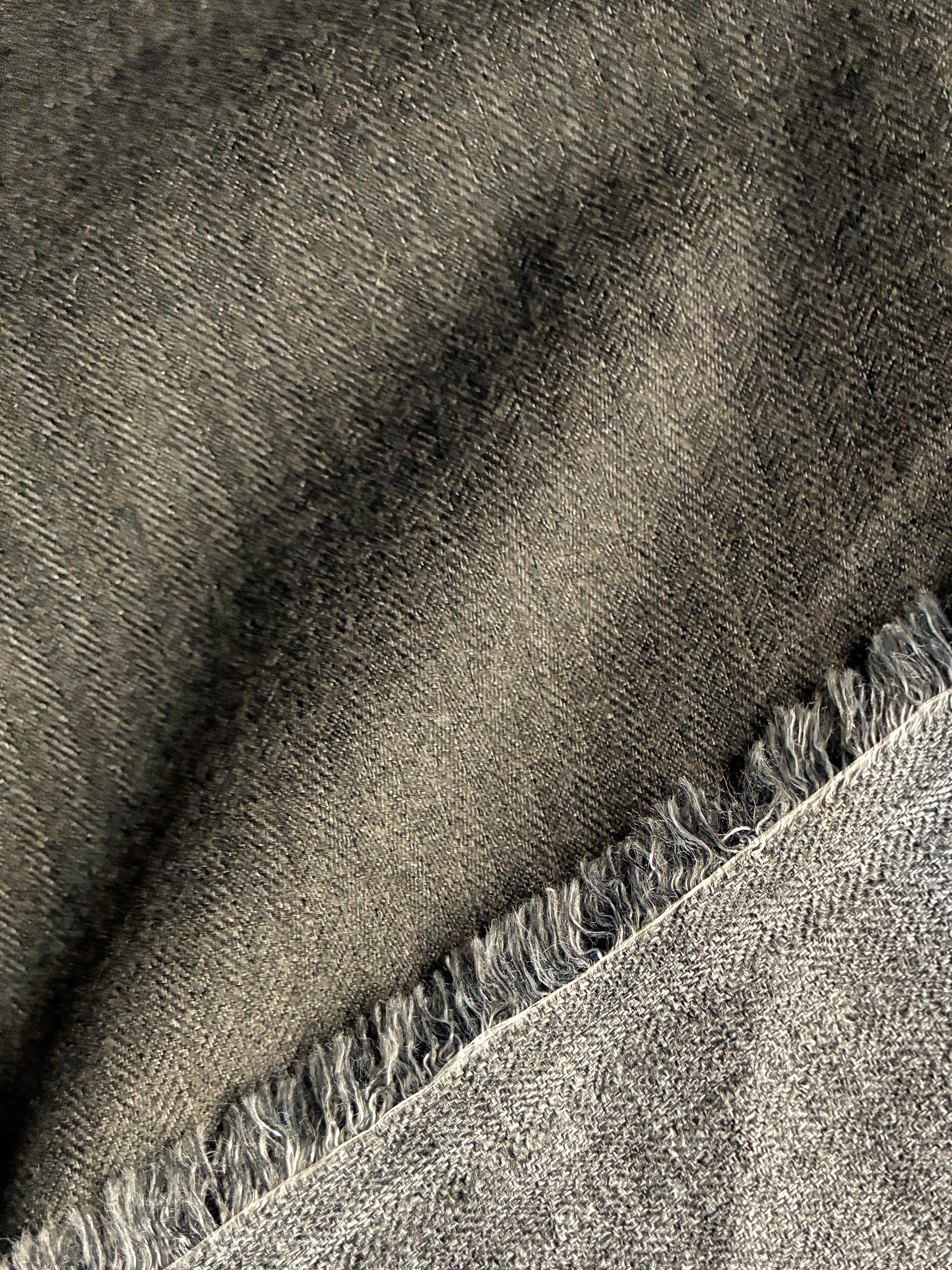 243P. Light technical fabric. 165g/m2.