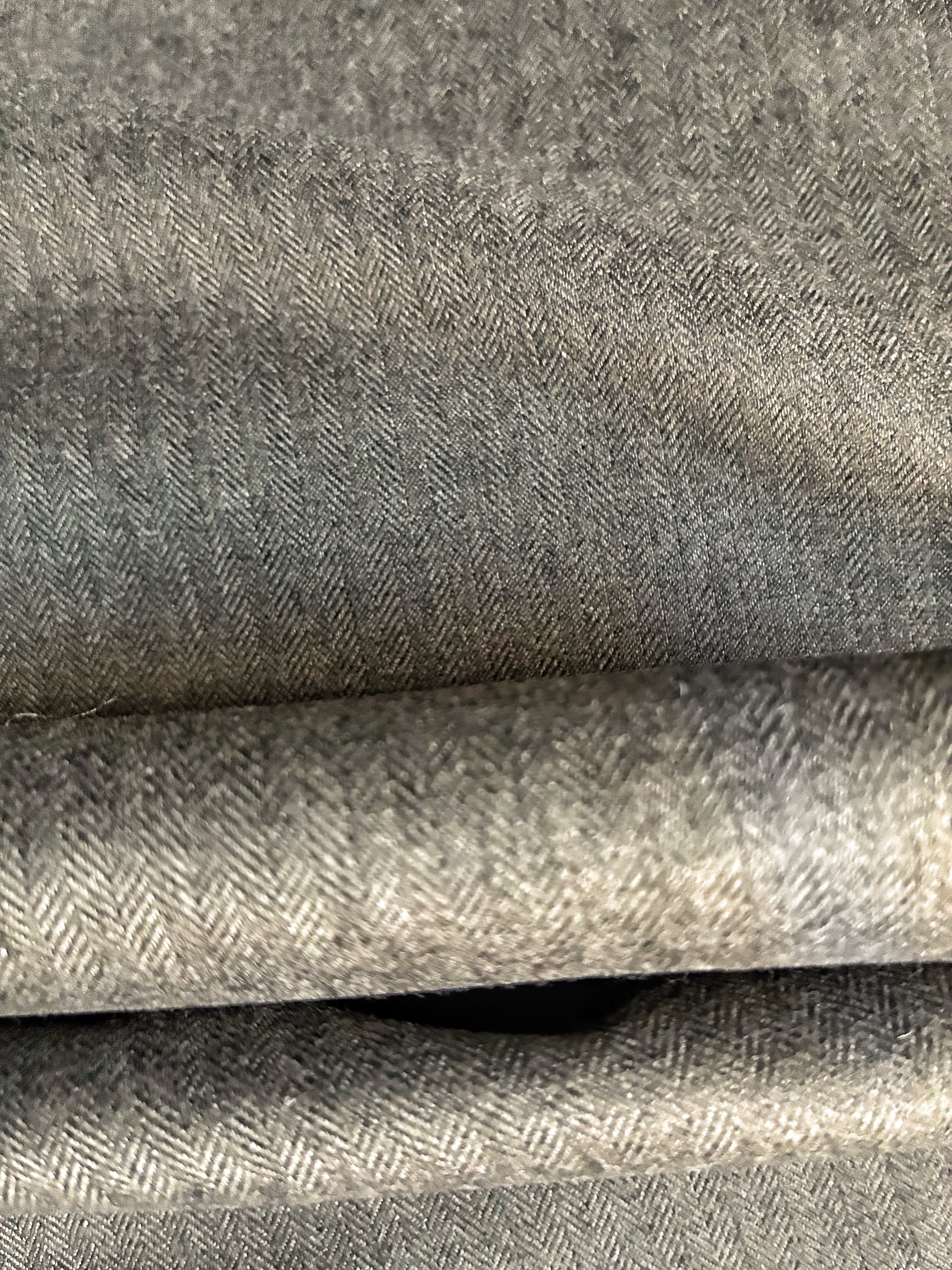 243P. Light technical fabric. 165g/m2.