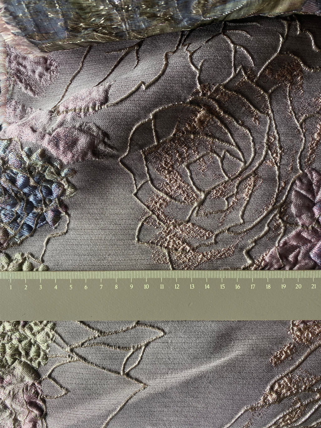 072HC. Jacquard Cloqué. 170g/m2.
