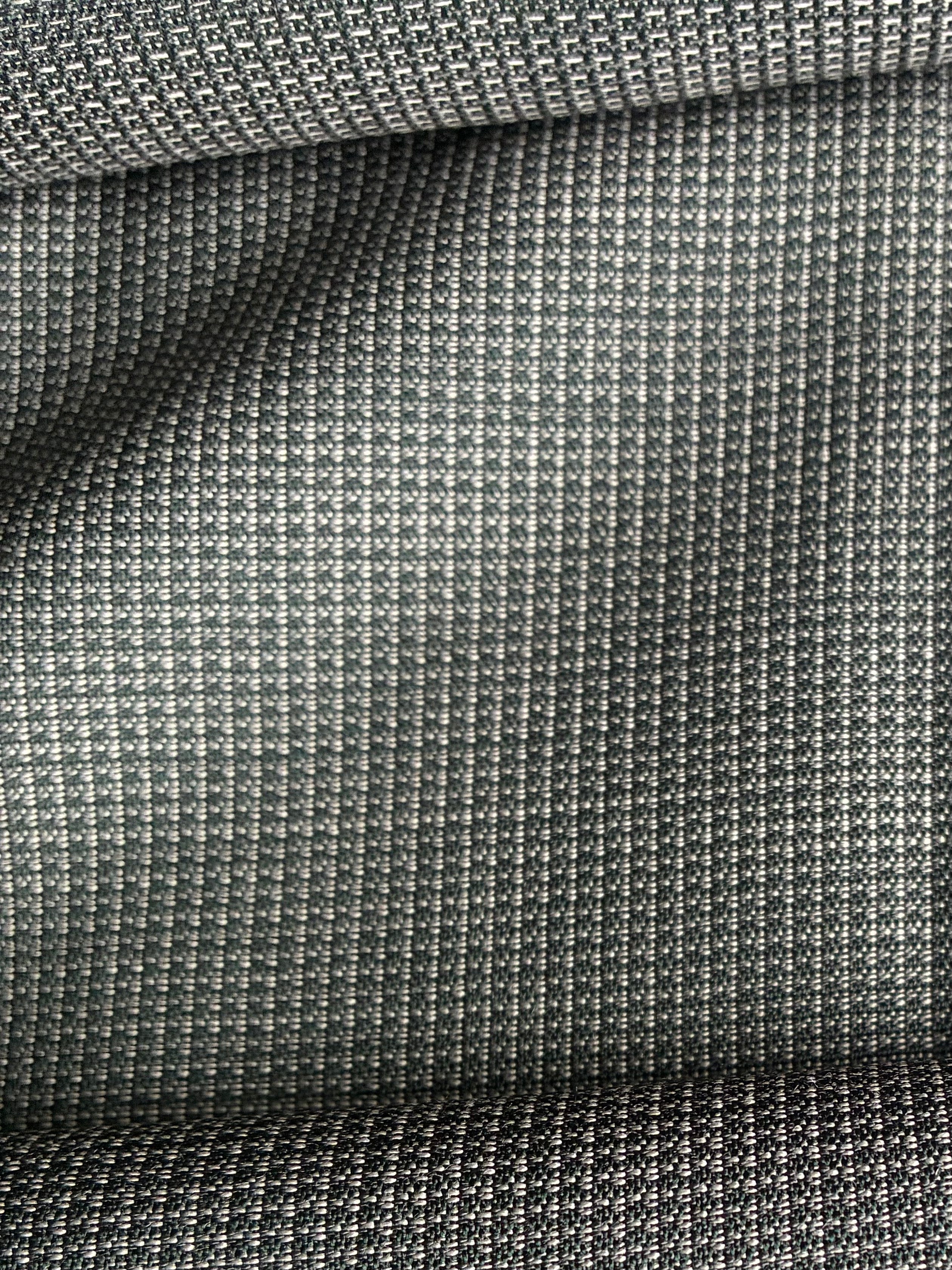 446VW. Lightweight wool. 175g/m2.