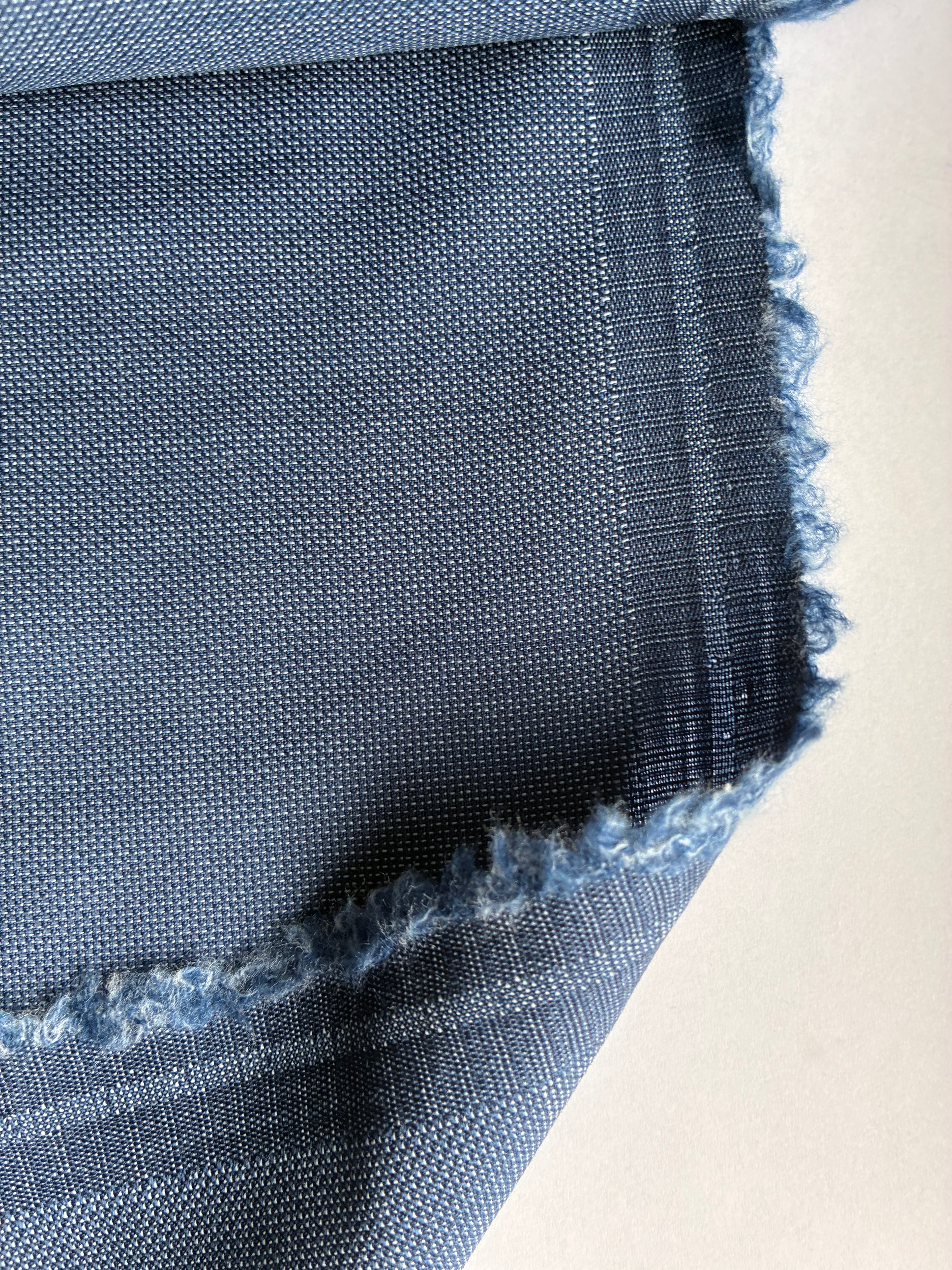 432VWP. Lightweight wool. 175 g/m2.