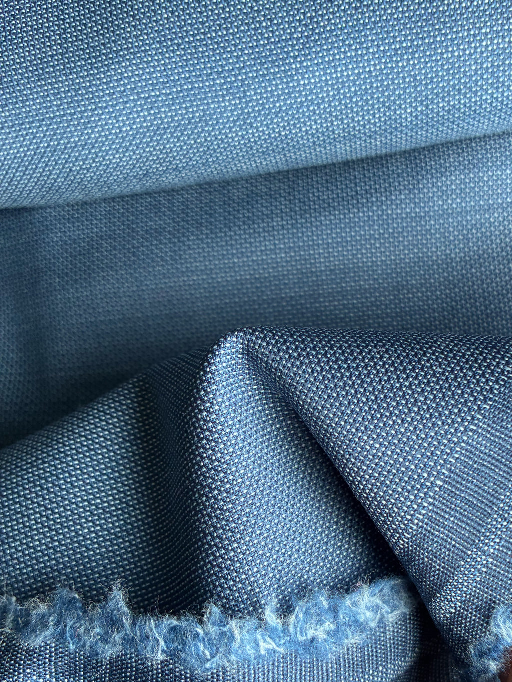 432VWP. Lightweight wool. 175 g/m2.