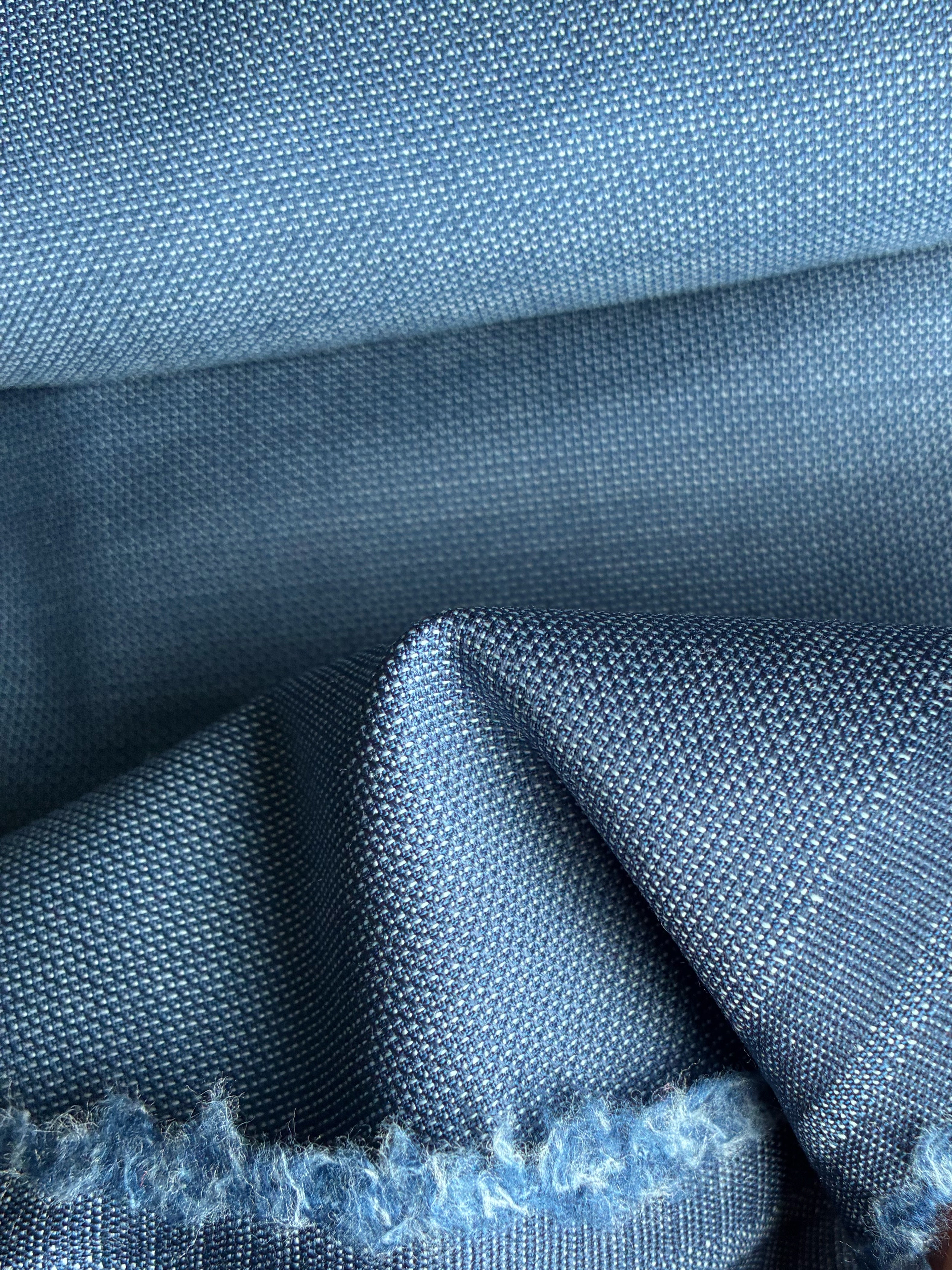 432VWP. Lightweight wool. 175 g/m2.