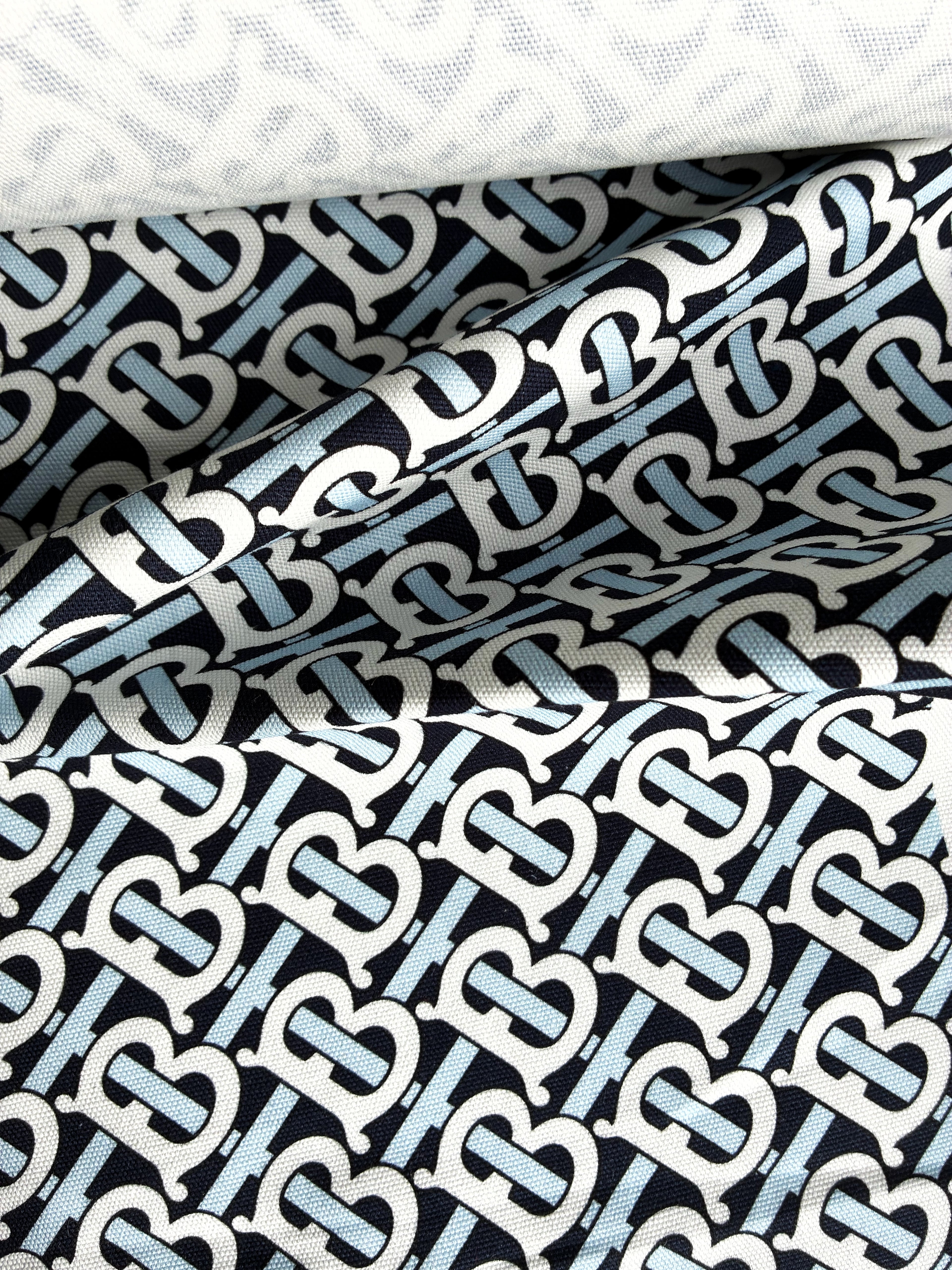 458C. Cotton canvas. 250g/m2