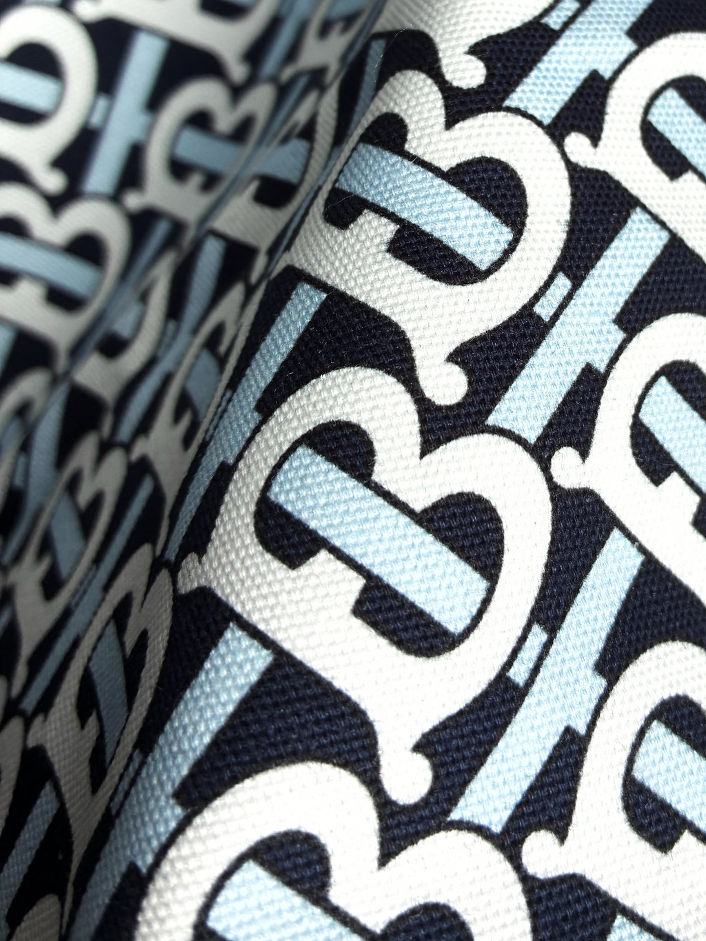458C. Cotton canvas. 250g/m2