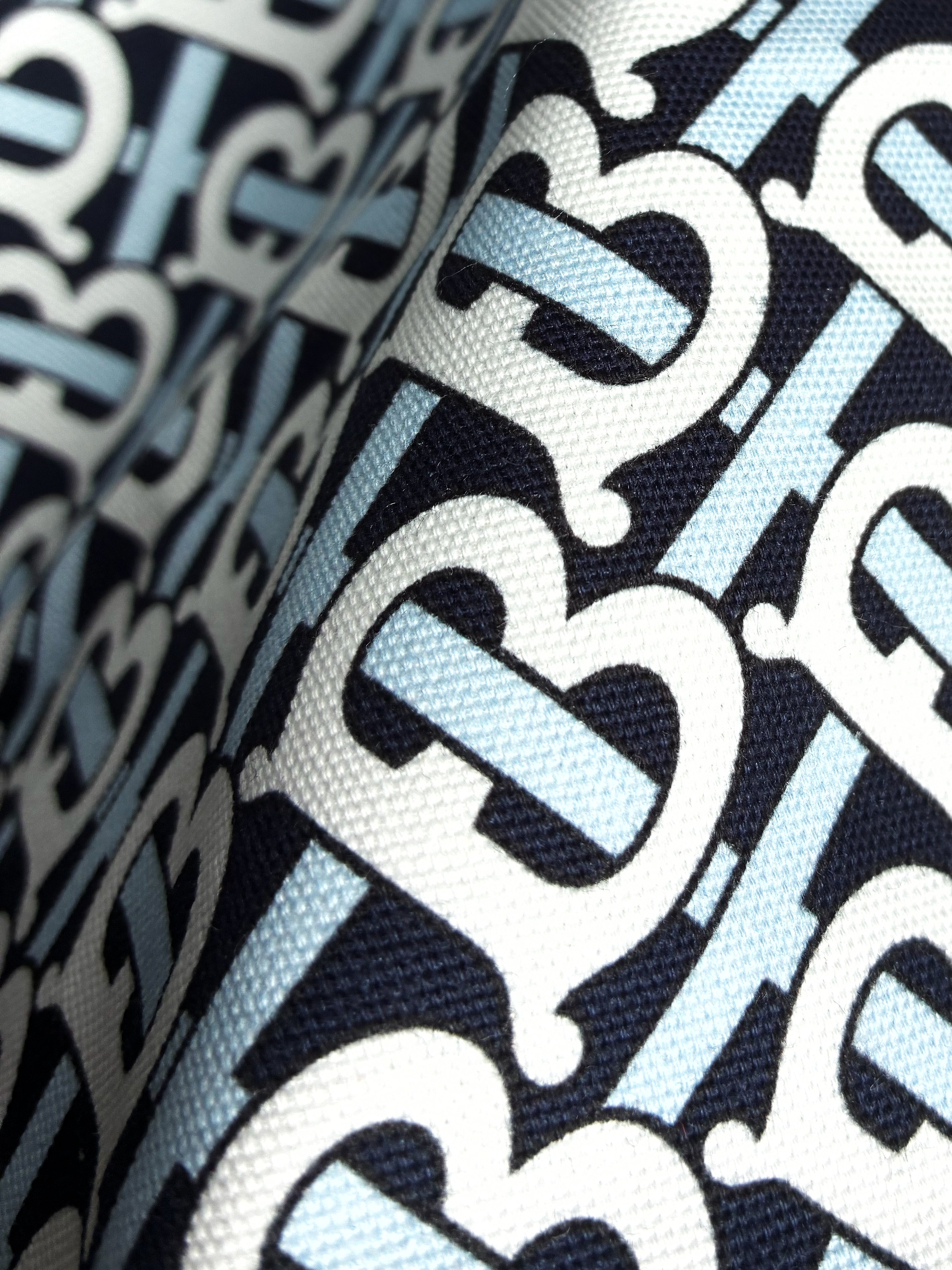 458C. Cotton canvas. 250g/m2