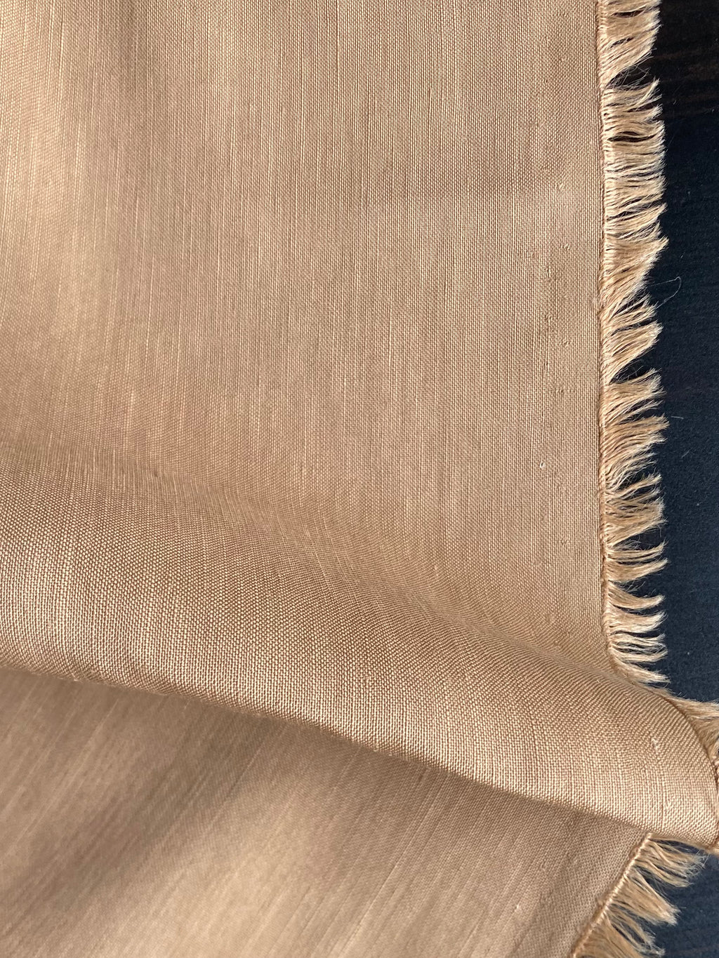 173VL. Viscose-Linen. 210g/m2.