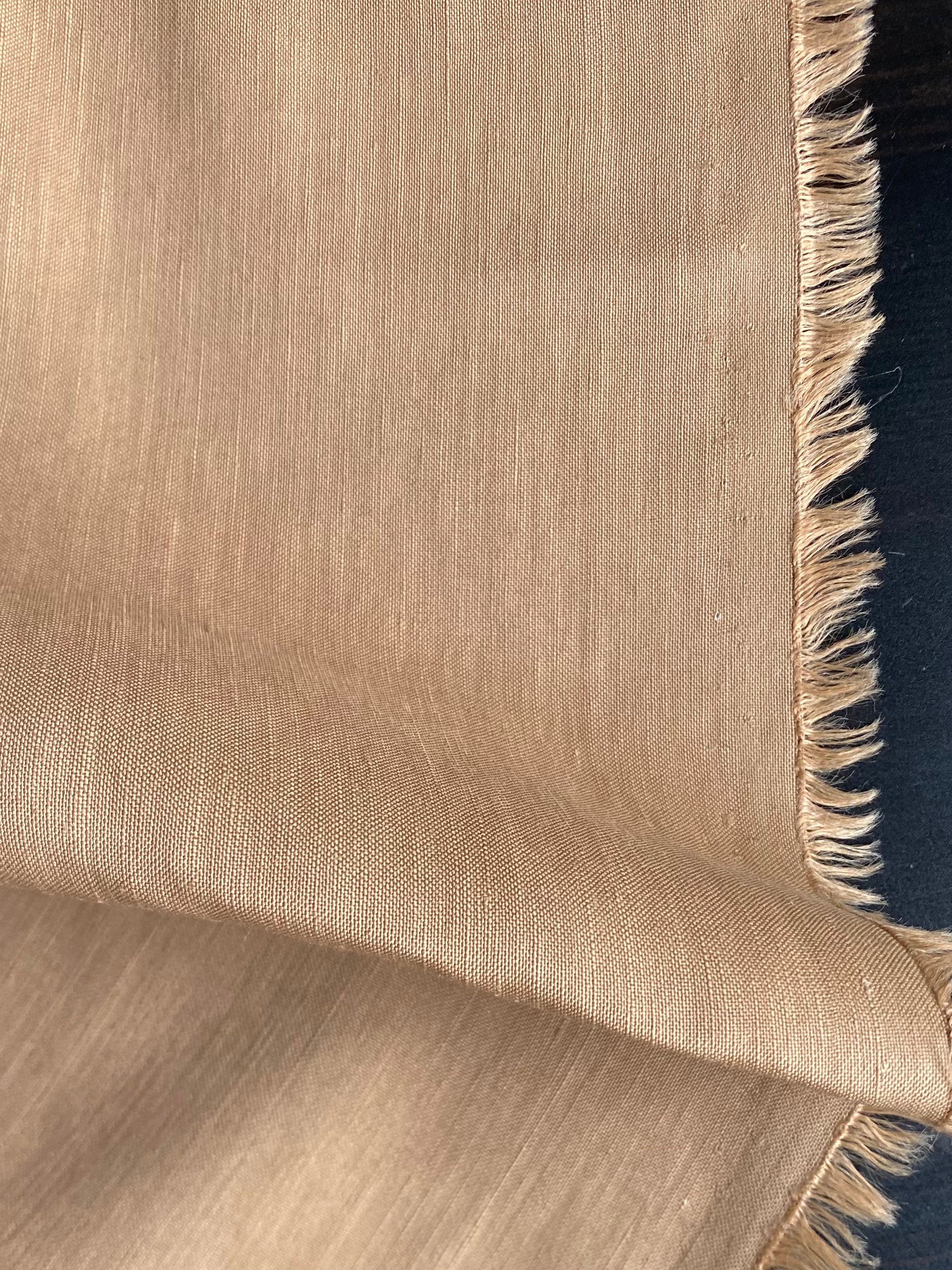 173VL. Viscose-Linen. 210g/m2.