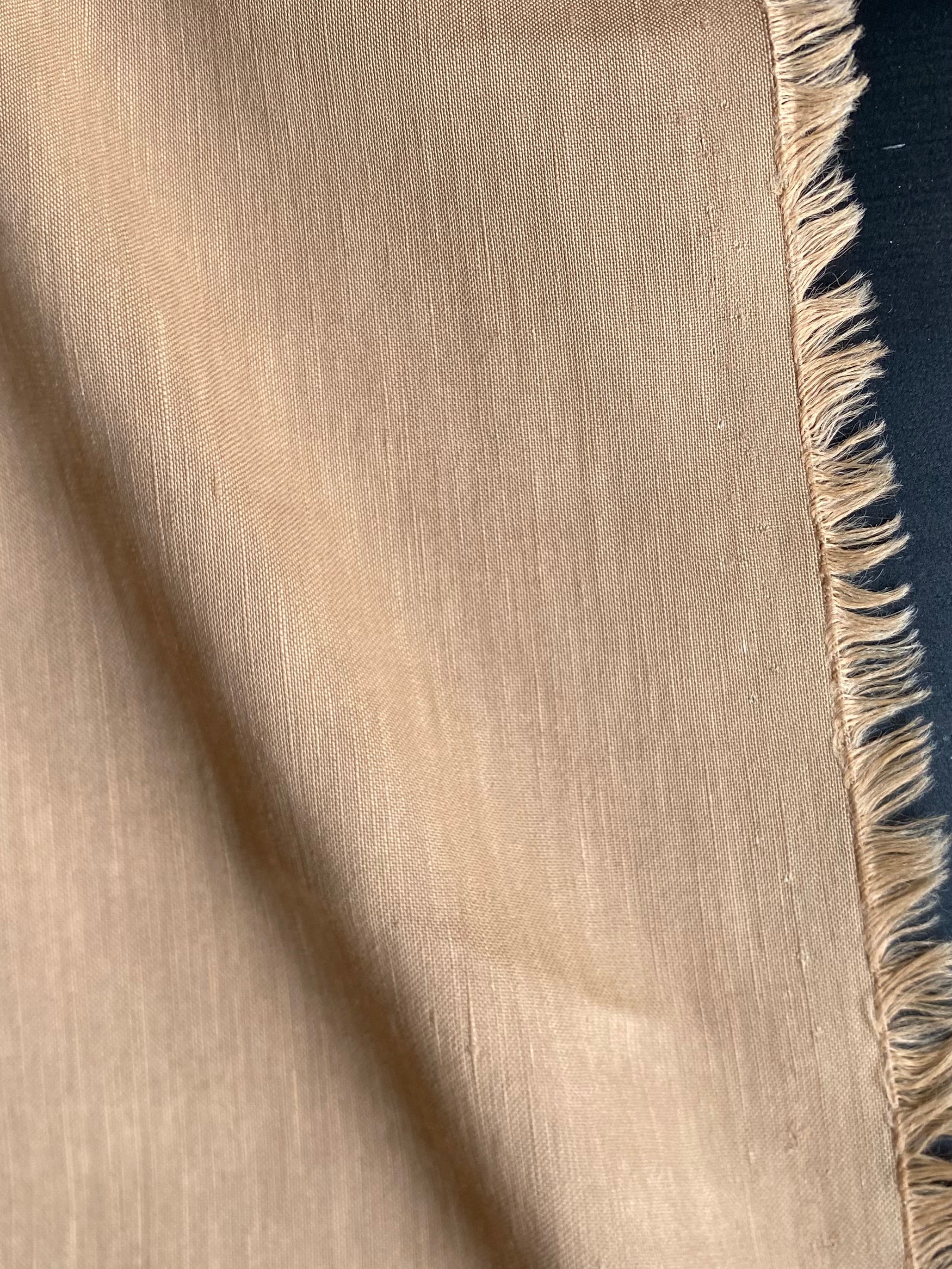173VL. Viscose-Linen. 210g/m2.