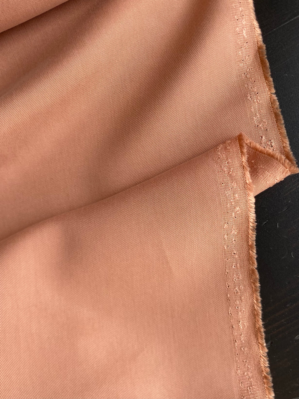 195CV. Cotton blend twill. 200g/m2.