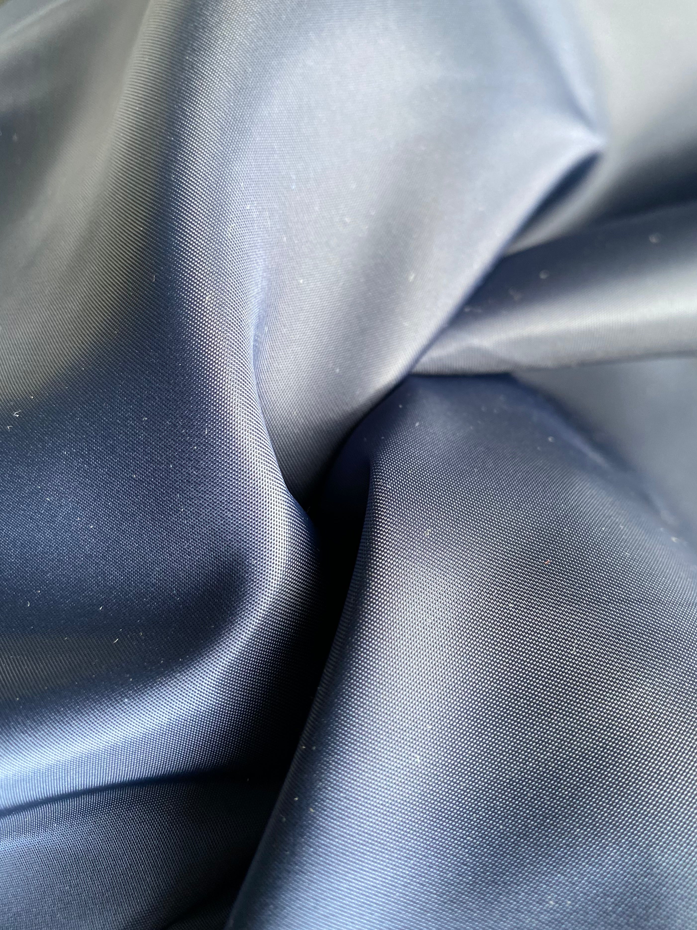 174PJ. Waterproof satin. 160g/m2.