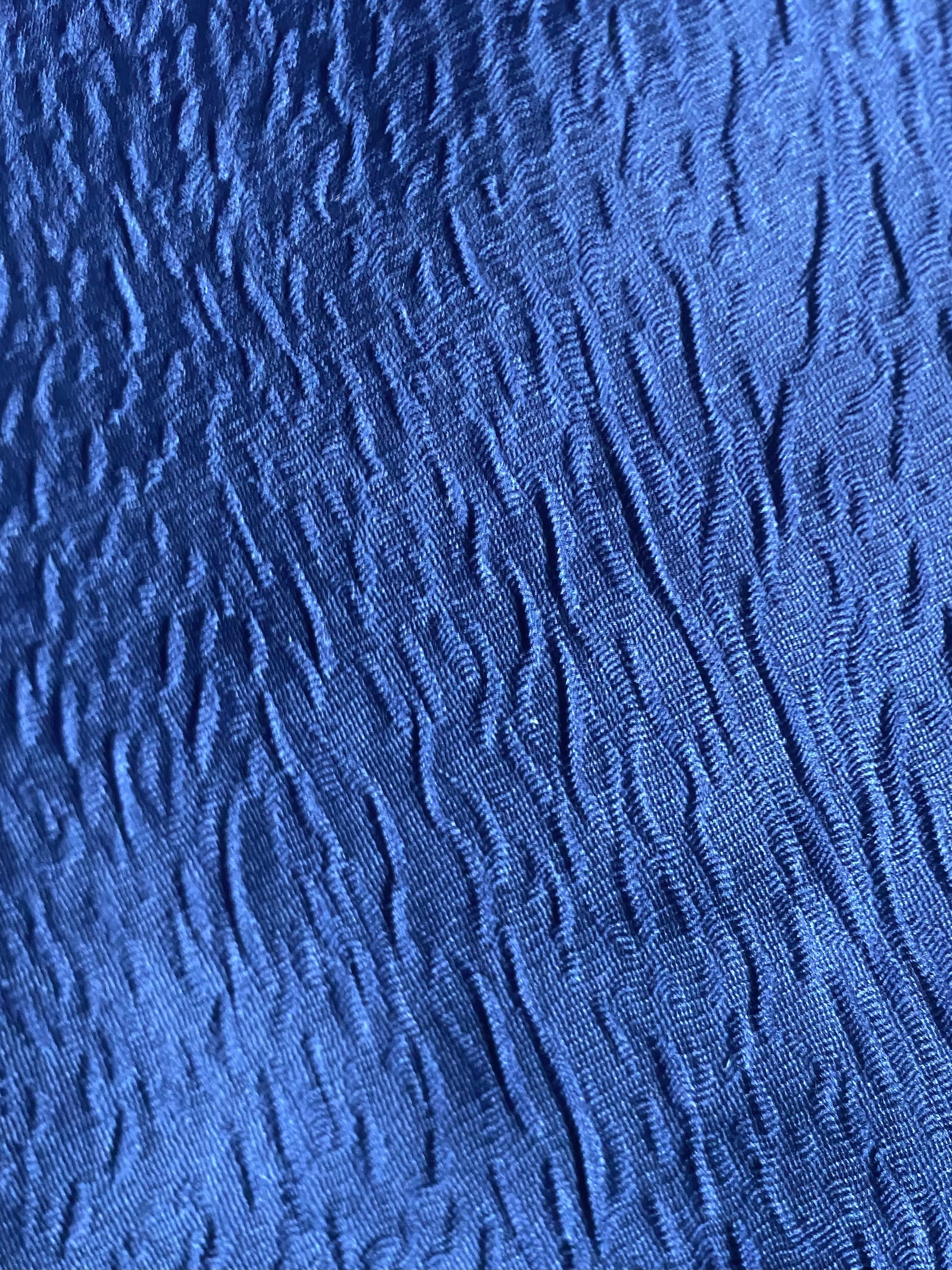 113P. Cloqué. 200g/m2.