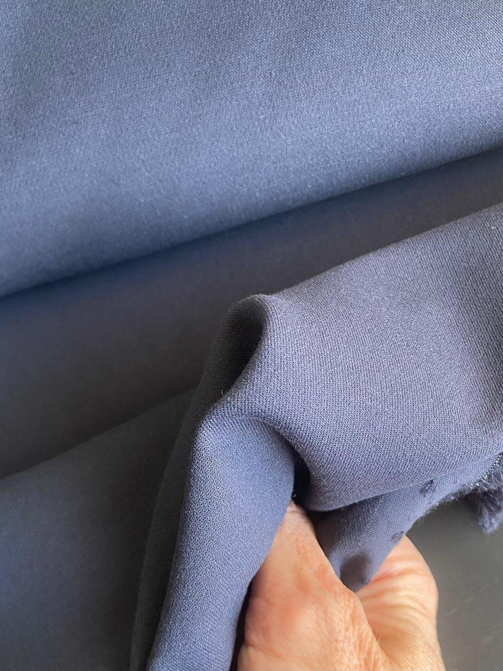 166WC. Cotton-wool stretch. 280g/m2. 2.4m coupon.