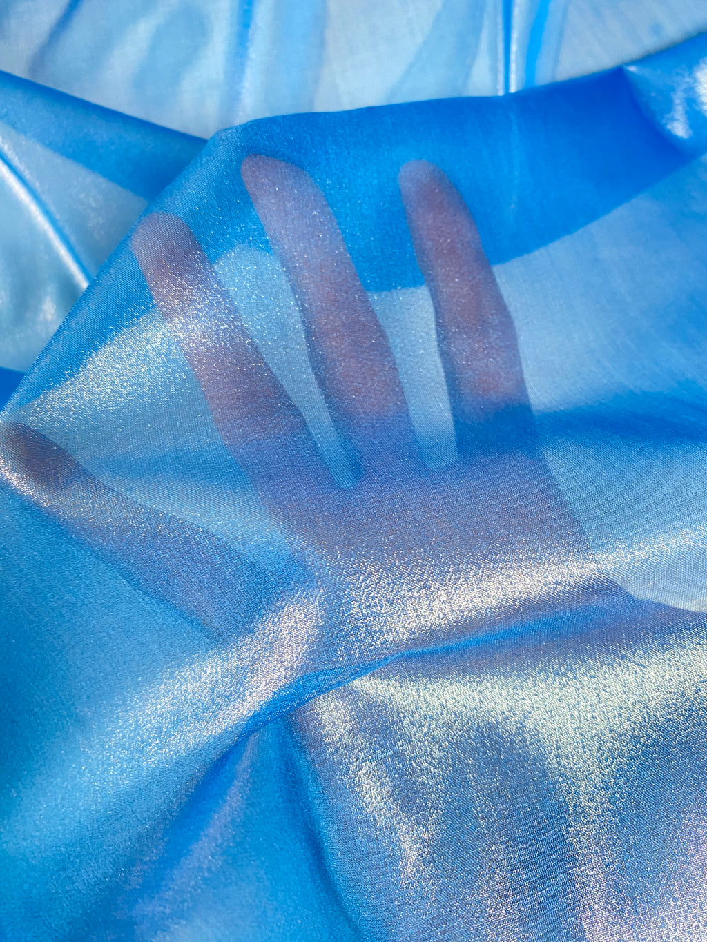 002S. Silk chiffon. 25g/m2.
