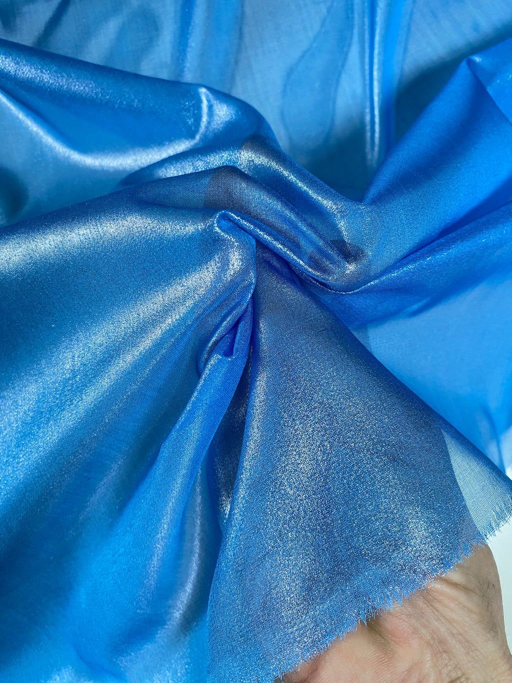 002S. Silk chiffon. 25g/m2.