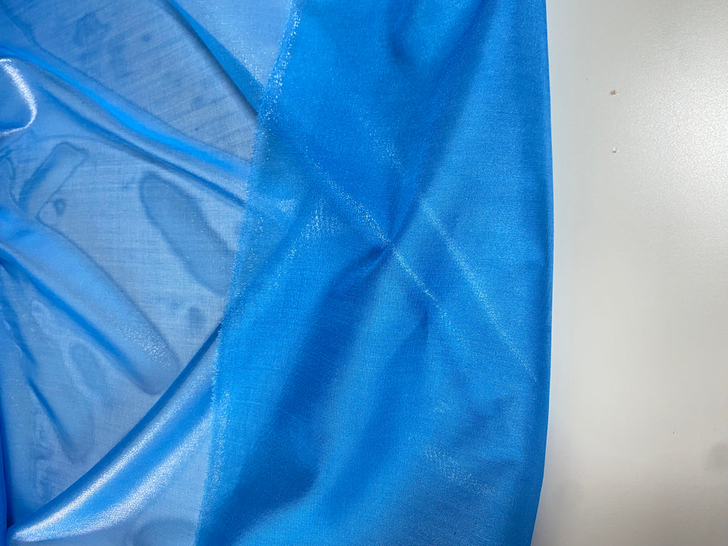 002S. Silk chiffon. 25g/m2.
