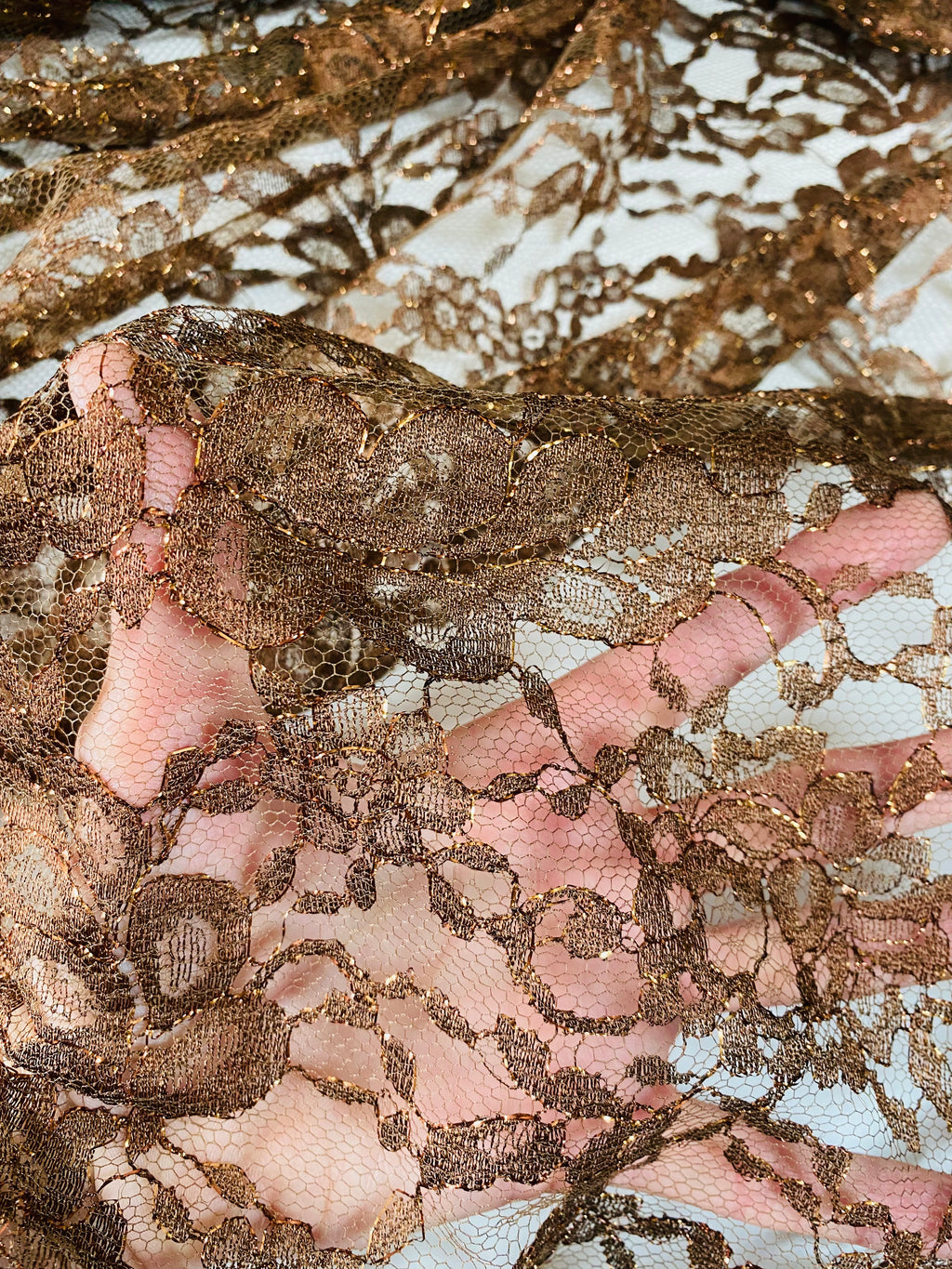 005LC. Lace. 20g/m2.