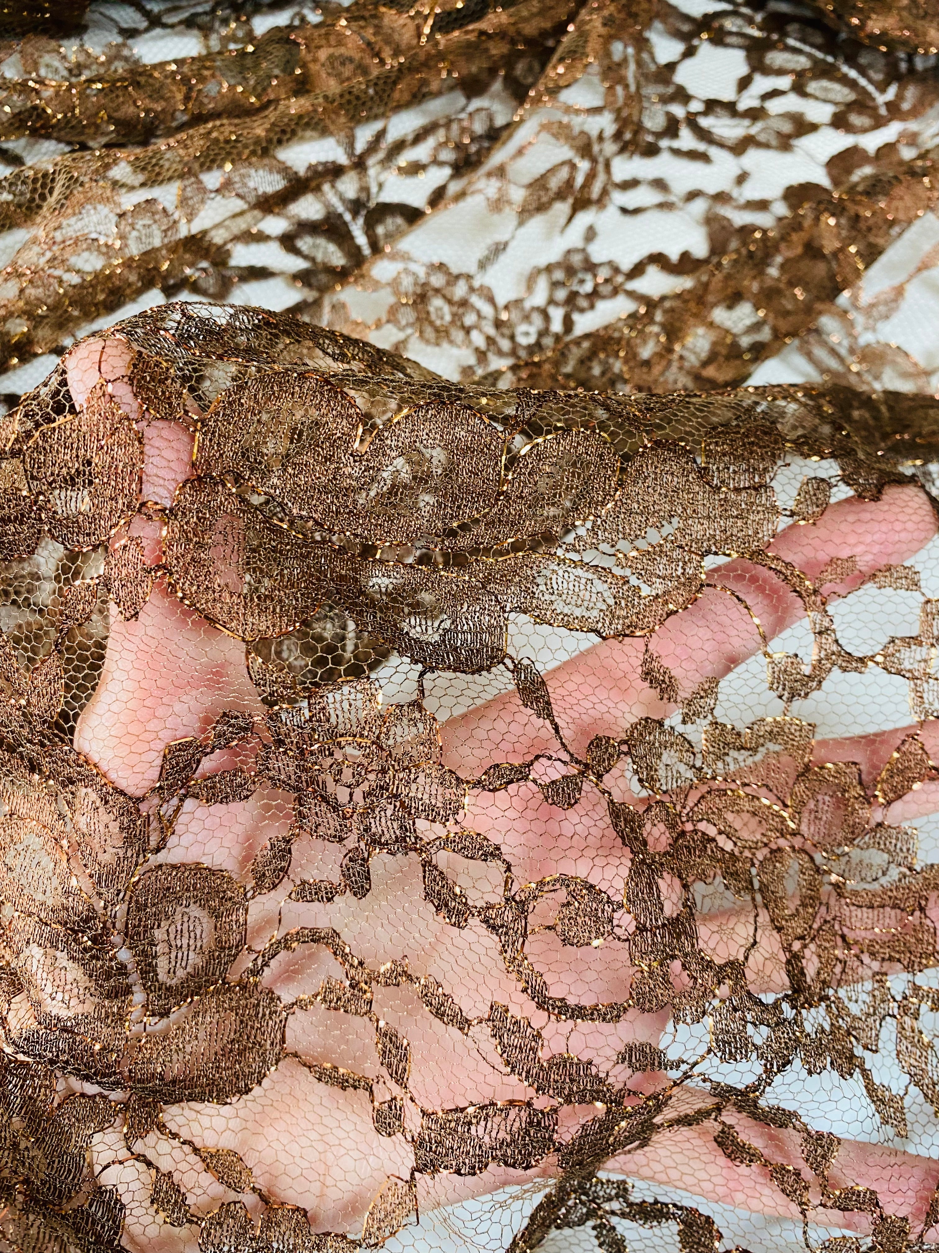 005LC. Lace. 20g/m2.