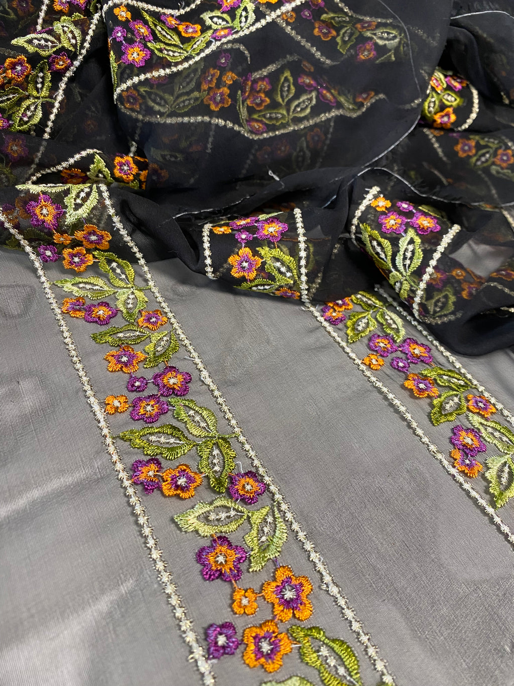 009S. Silk chiffon. 50g/m2