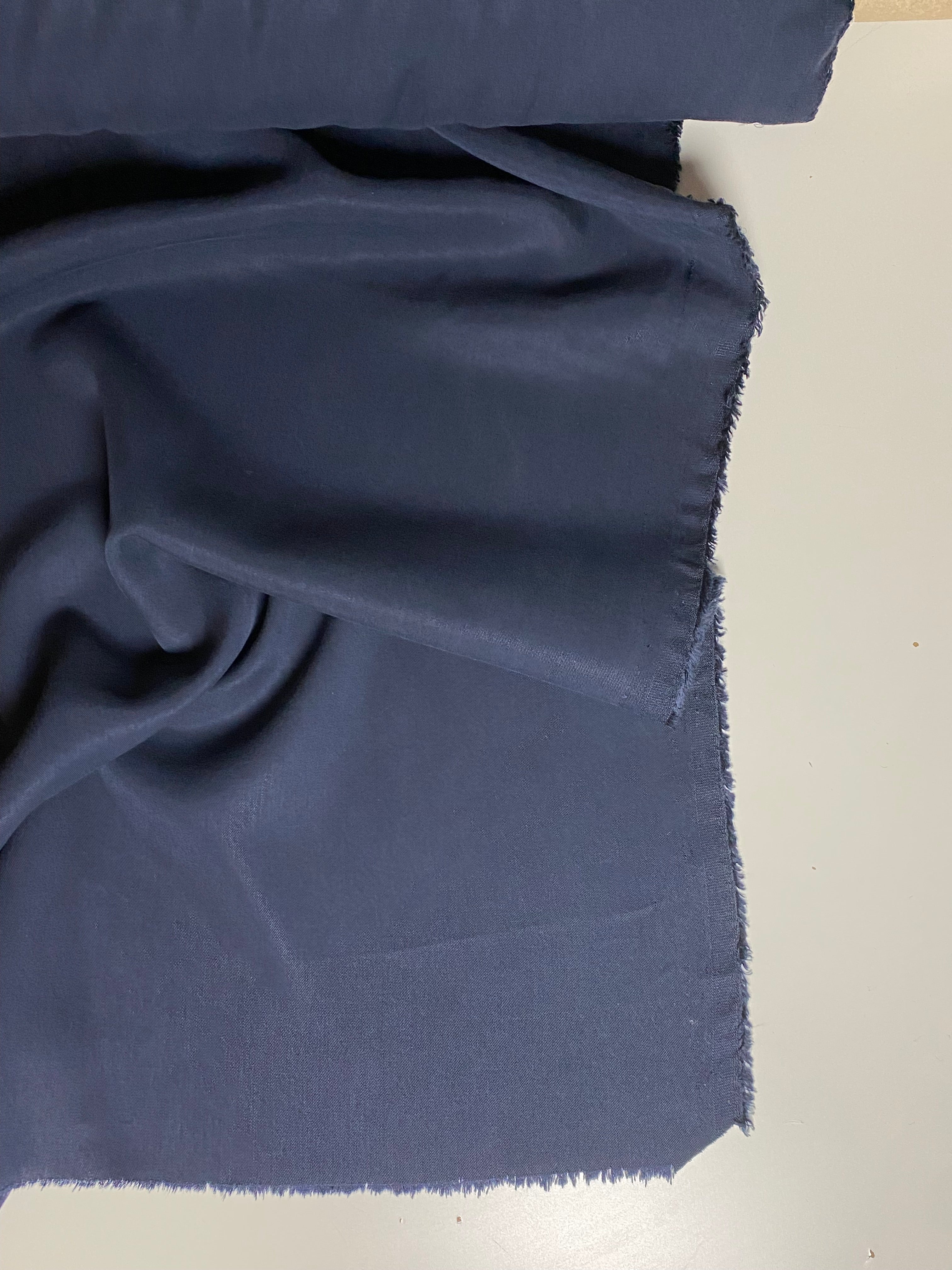 063V. Viscose twill. 80g/m2.