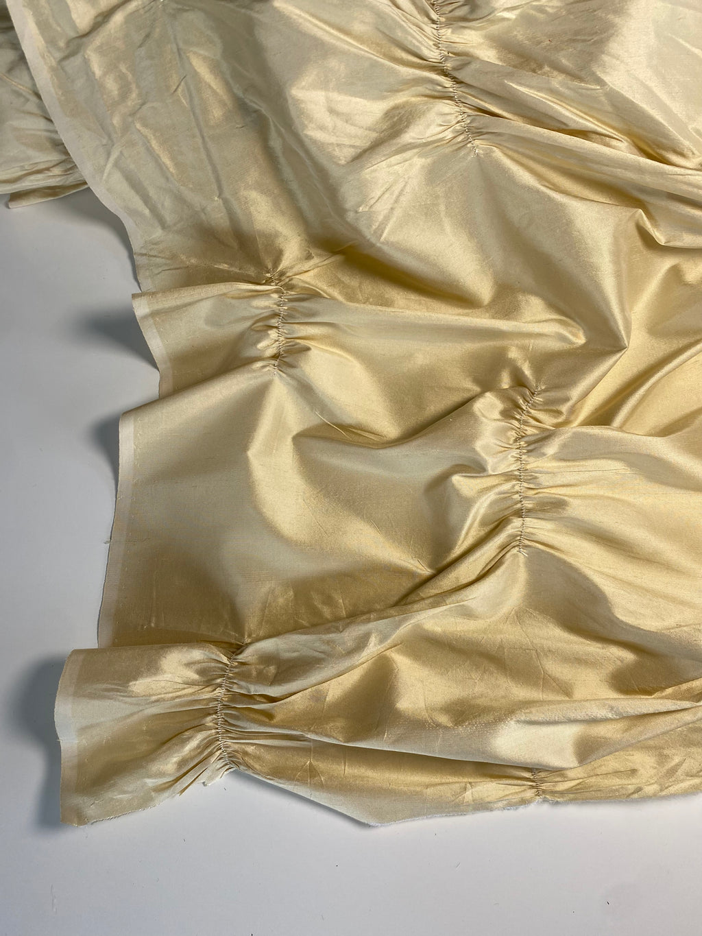 073HC. Taffeta. 100g/m2.