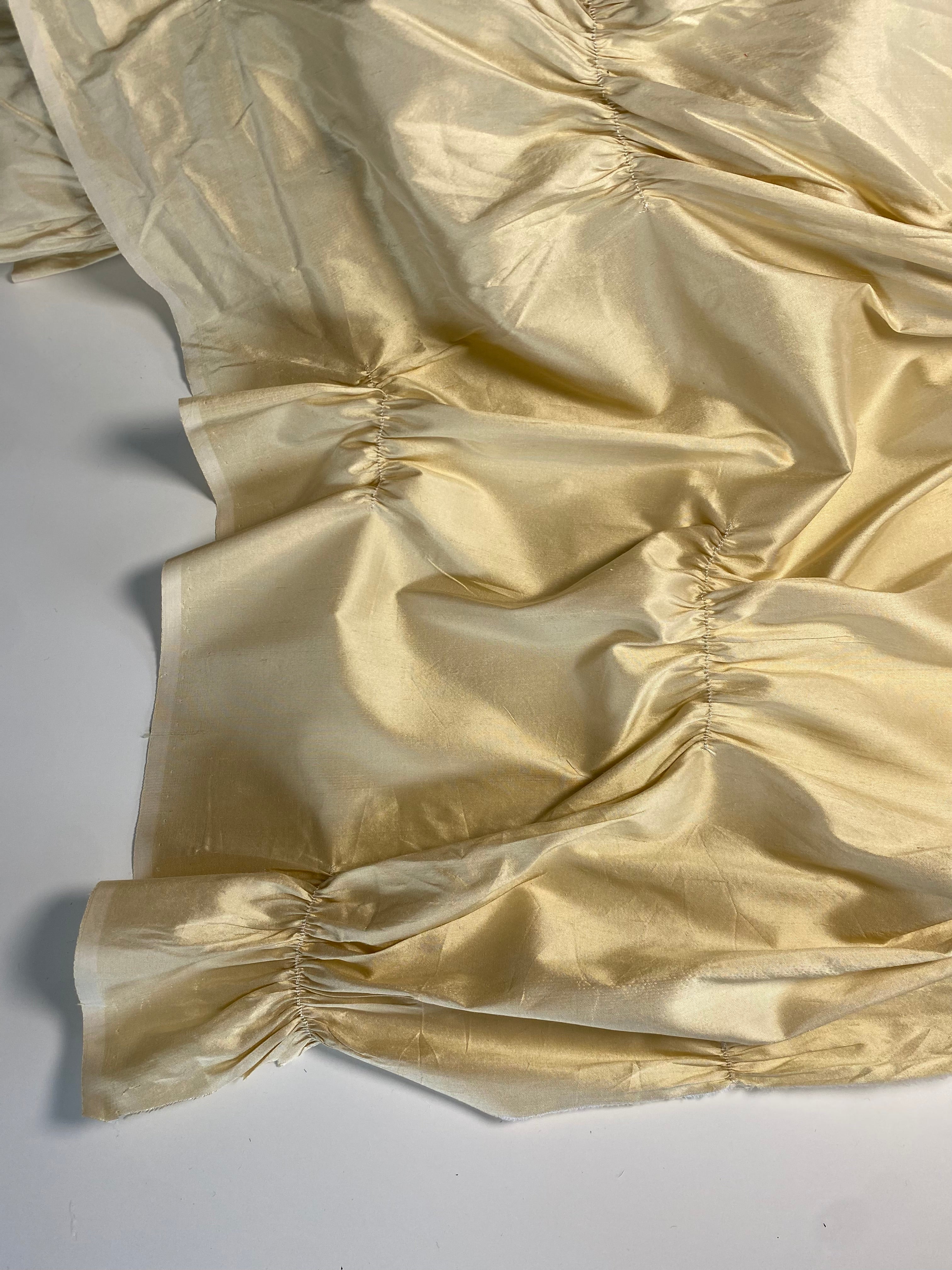 073HC. Taffeta. 100g/m2.