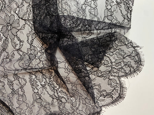 077LC. Viscose-Polyamid Lace. 25g/m2.