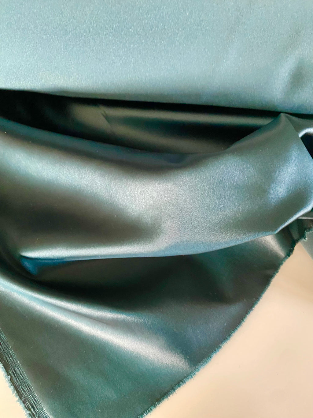 079S. Satin-stretch. 230g/m2.