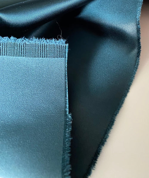 079S. Satin-stretch. 230g/m2.