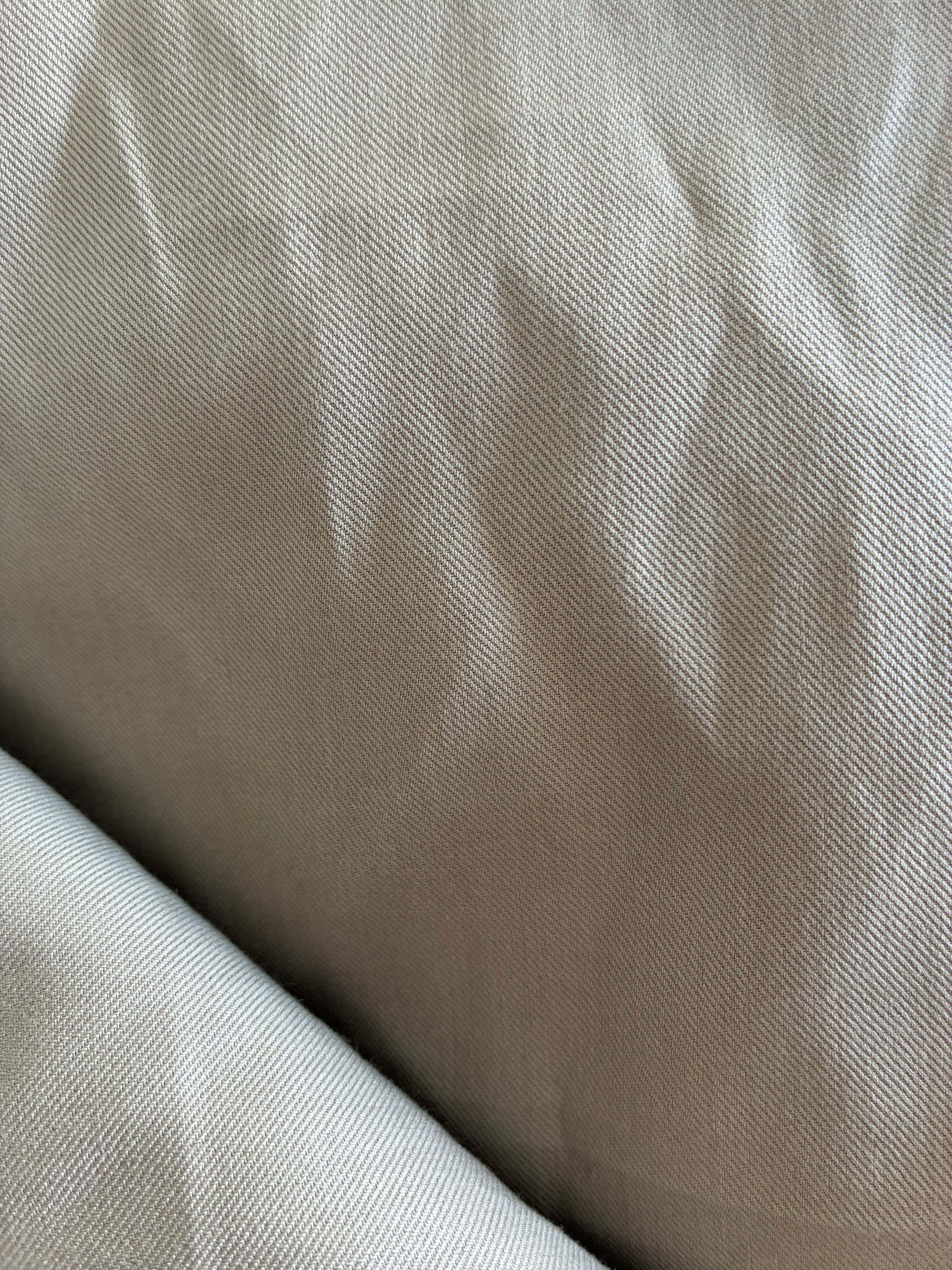 244C. Wrinkled effect cotton. 215g/m2.