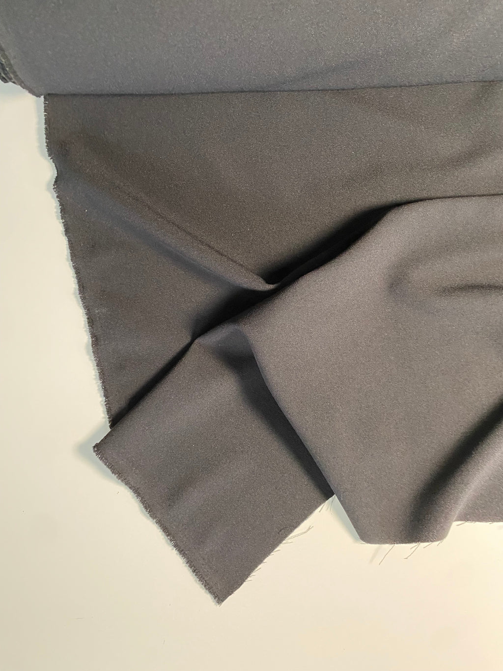 089VA. Viscose-Acetate crépe. 220g/m2.
