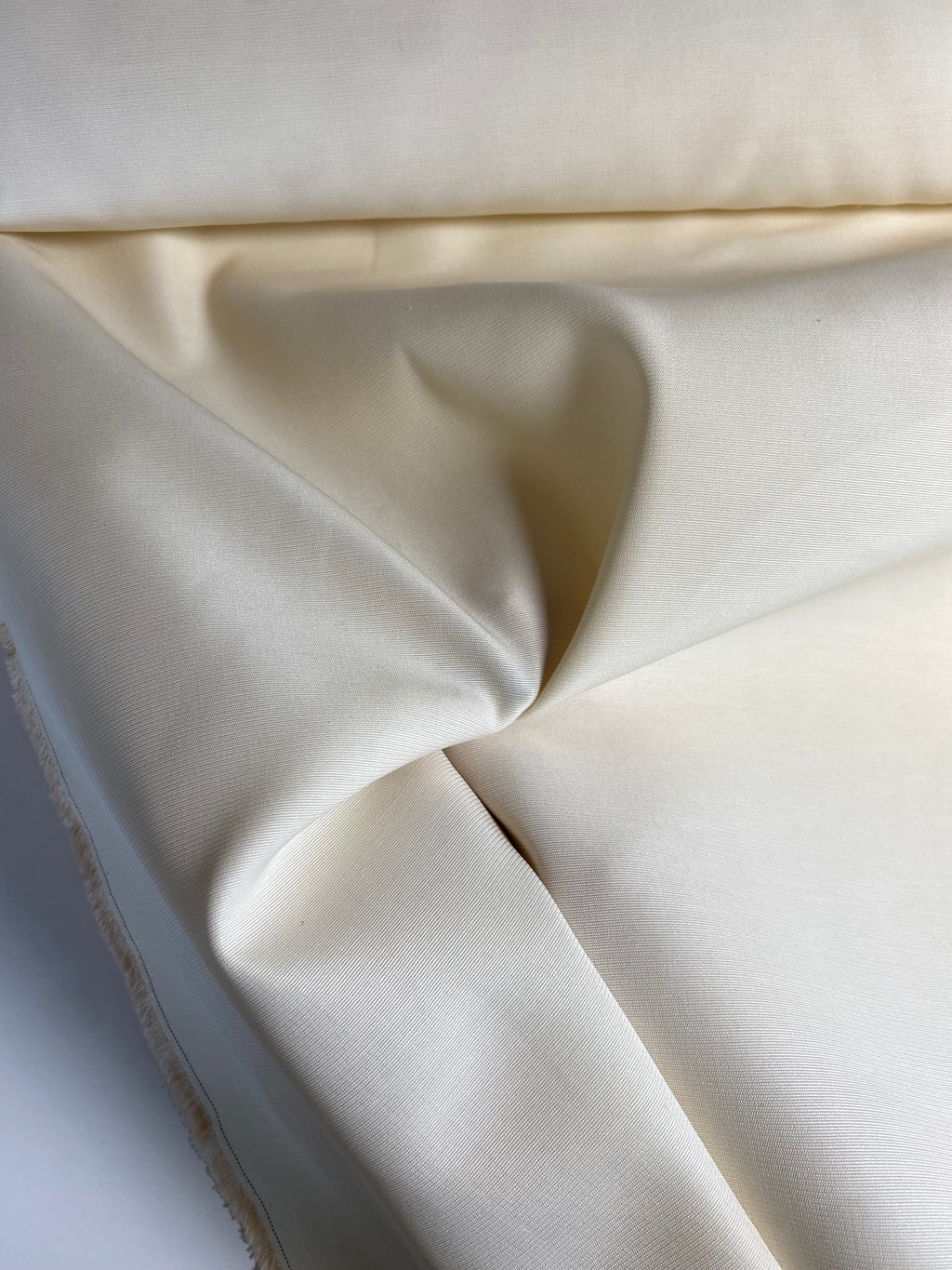 091CS. Silk-Cotton Ottoman. 170g/m2.