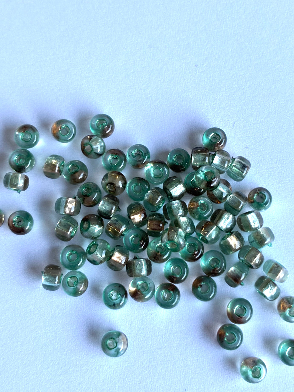 32821. Rococo glass beads 4 mm