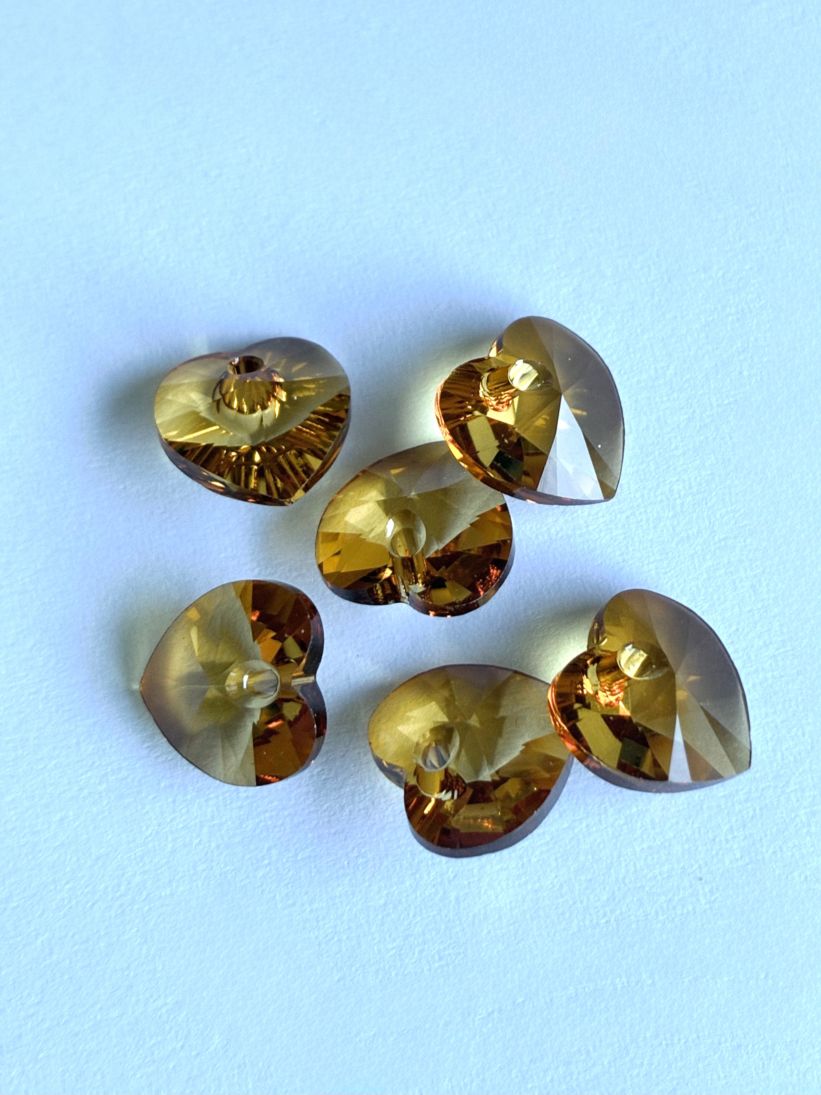 6230. Pure Crystal. Hearts. 10.3x10mm. Yellow-gold