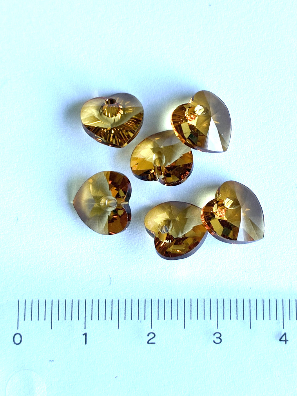 6230. Pure Crystal. Hearts. 10.3x10mm. Yellow-gold