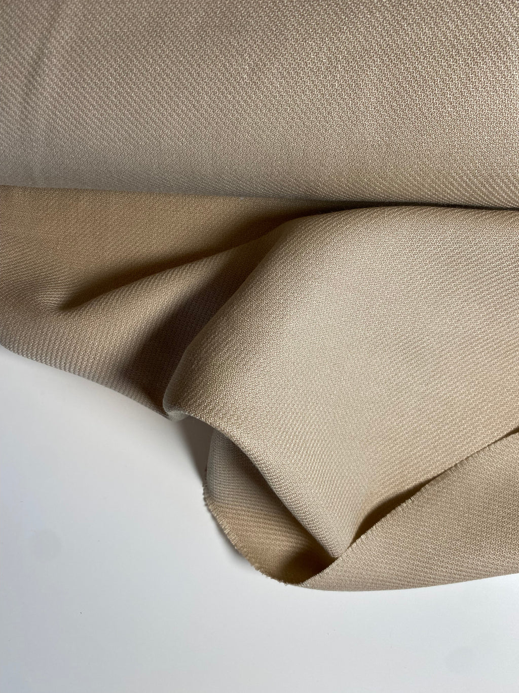 099VWP. Wool blend twill. 250g/m2.