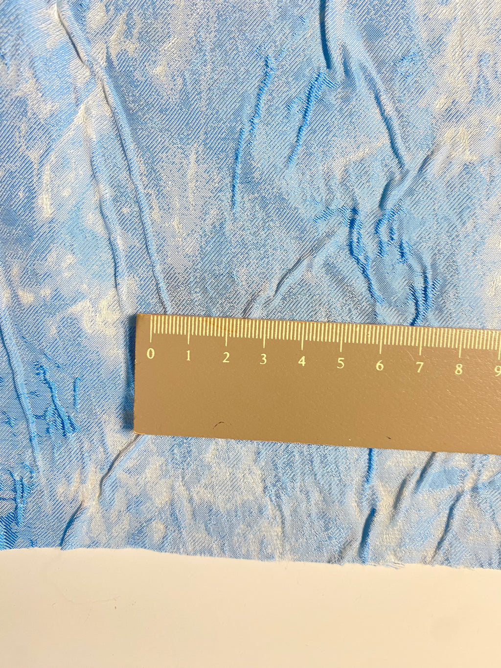 103MX. Silk blend brocade cloqué.