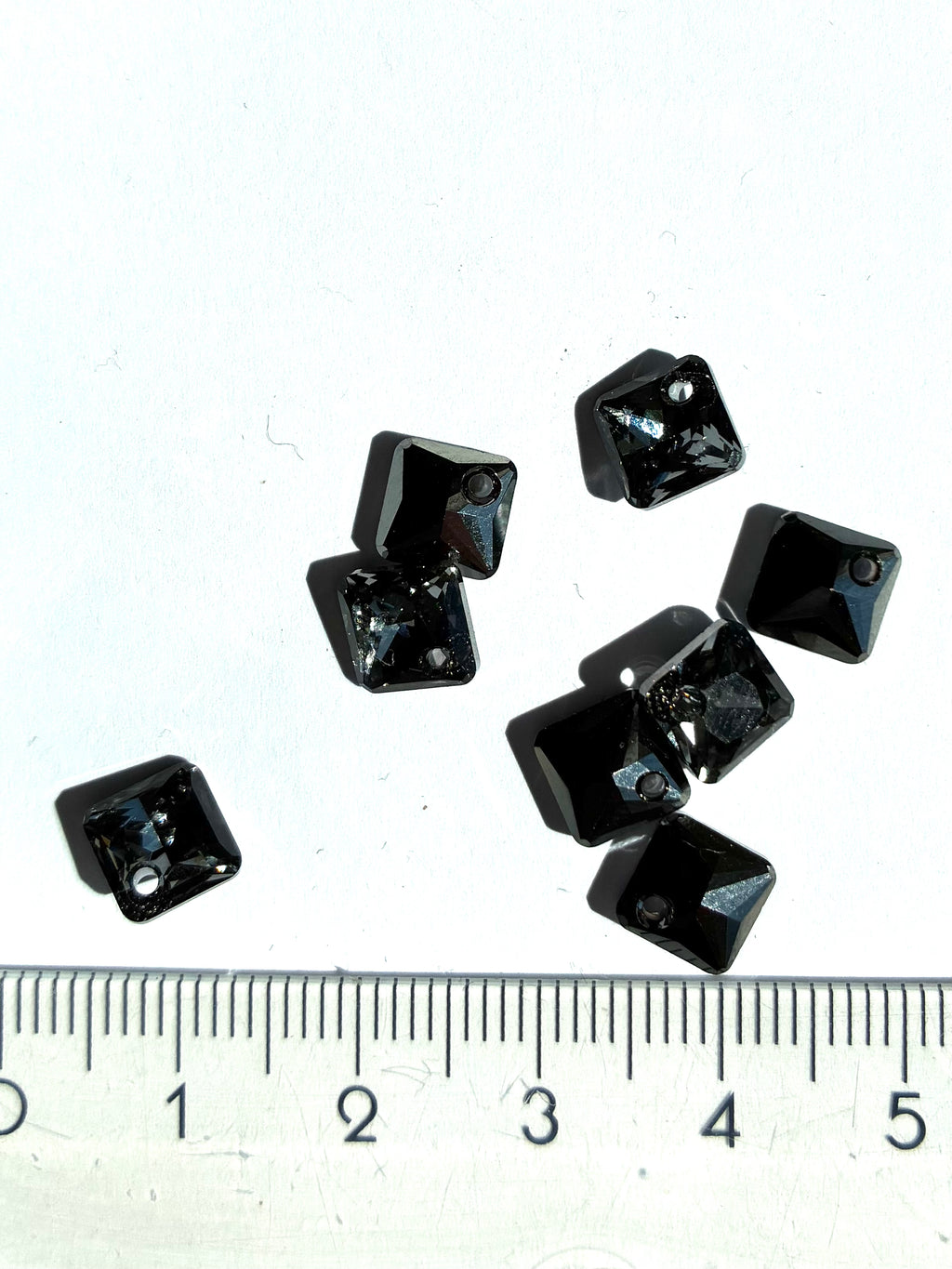 64311. Crystal pendant. 9mm.