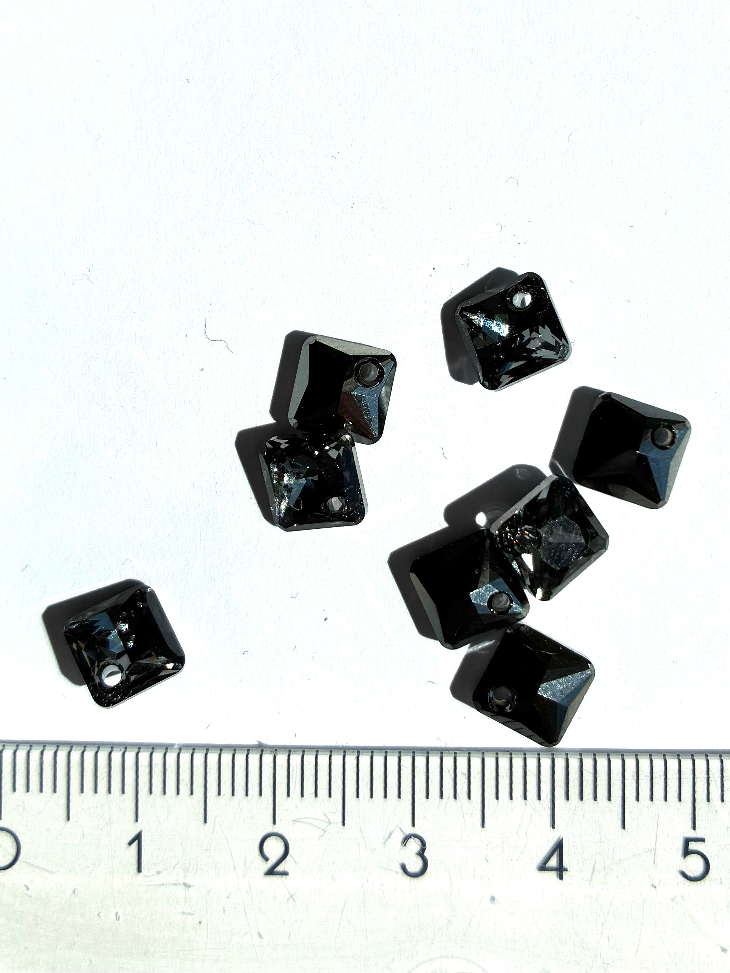 64311. Crystal pendant. 9mm.