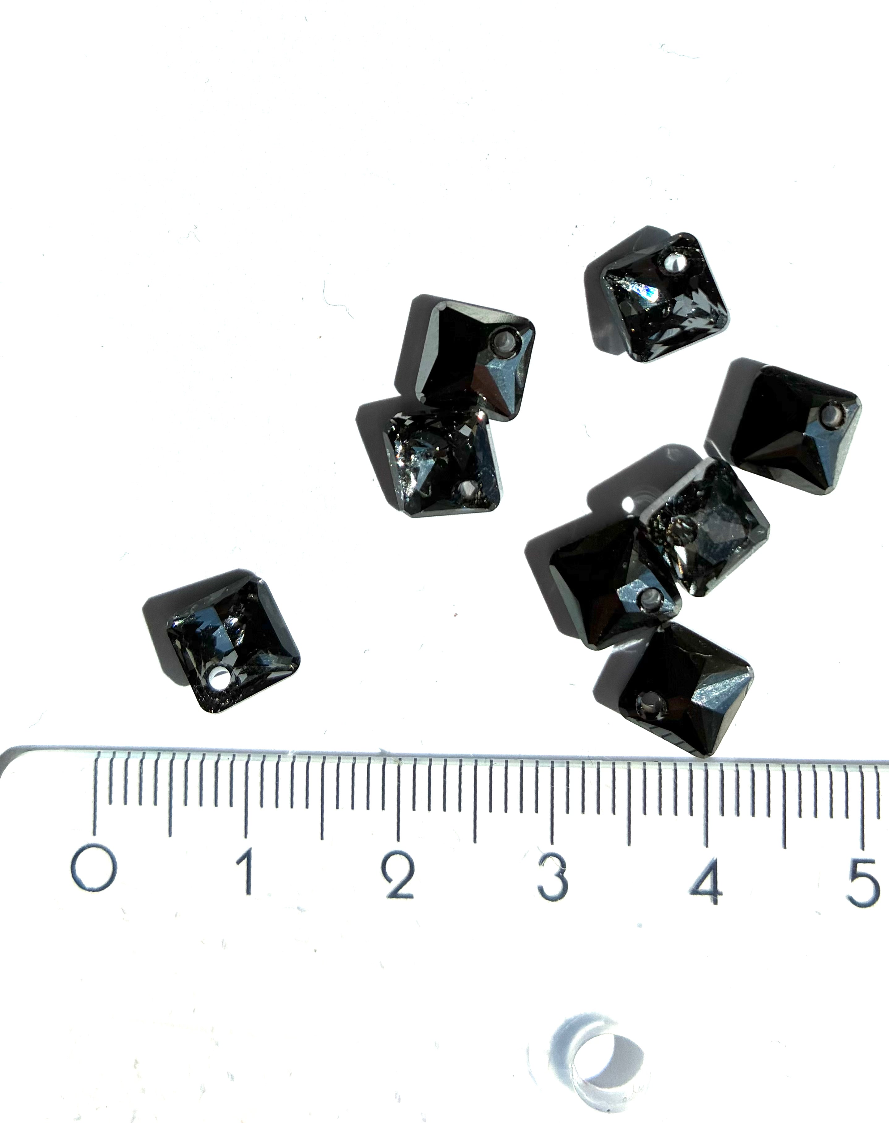 64311. Crystal pendant. 9mm.