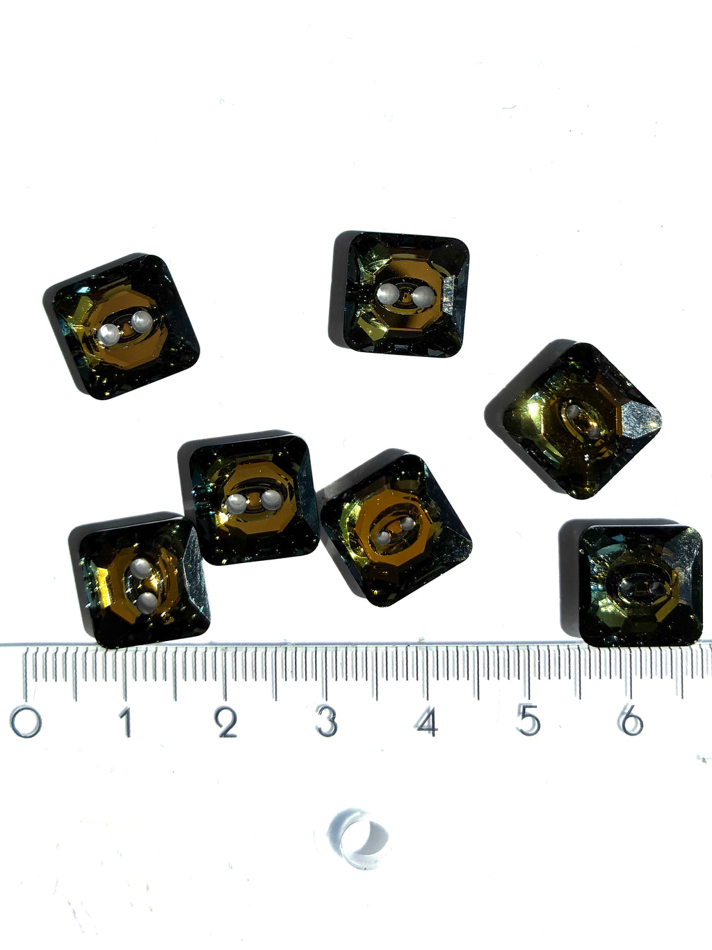 3024. Crystal square button 12mm.