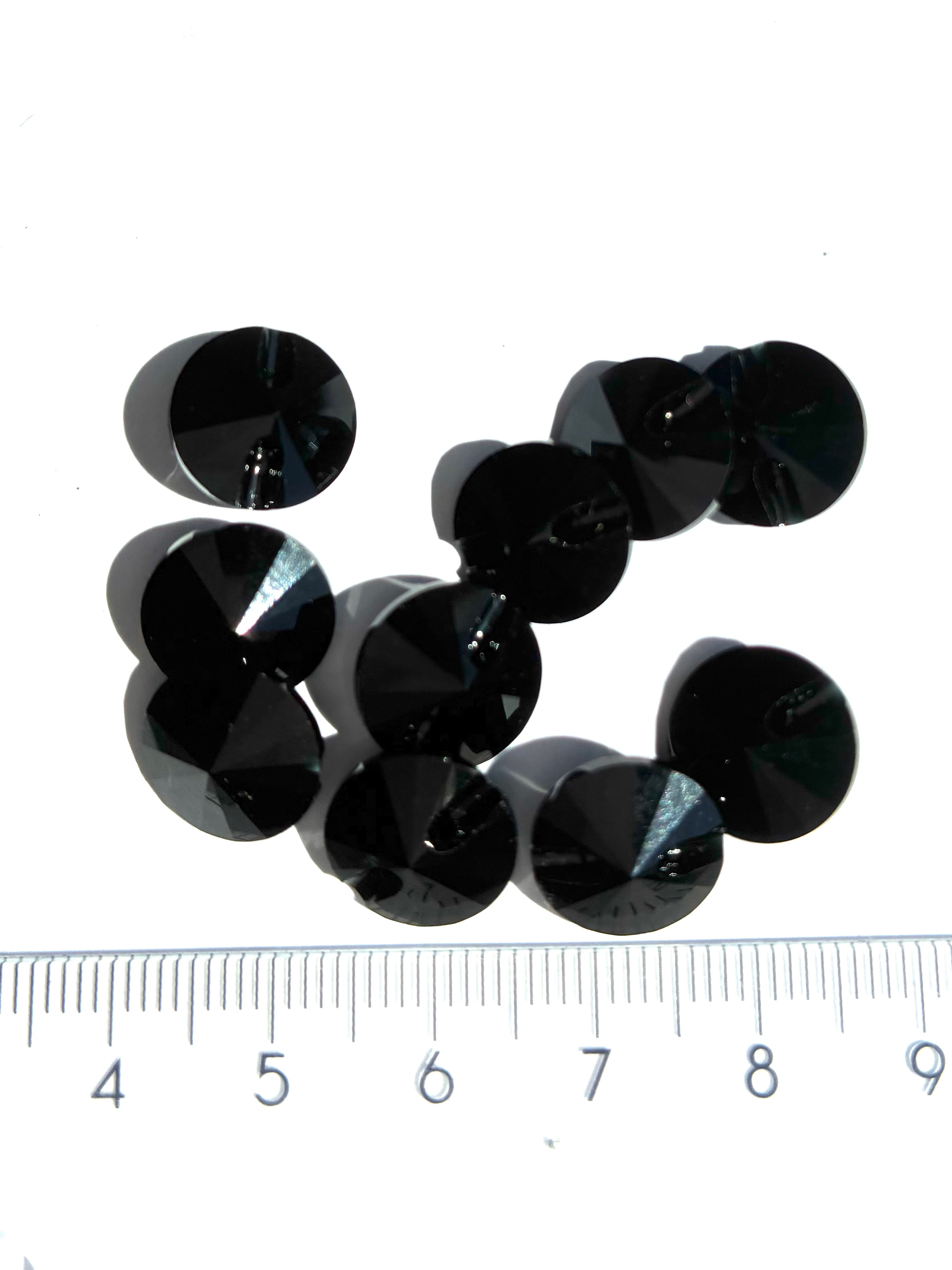 3016. Crystal round button 10 mm.
