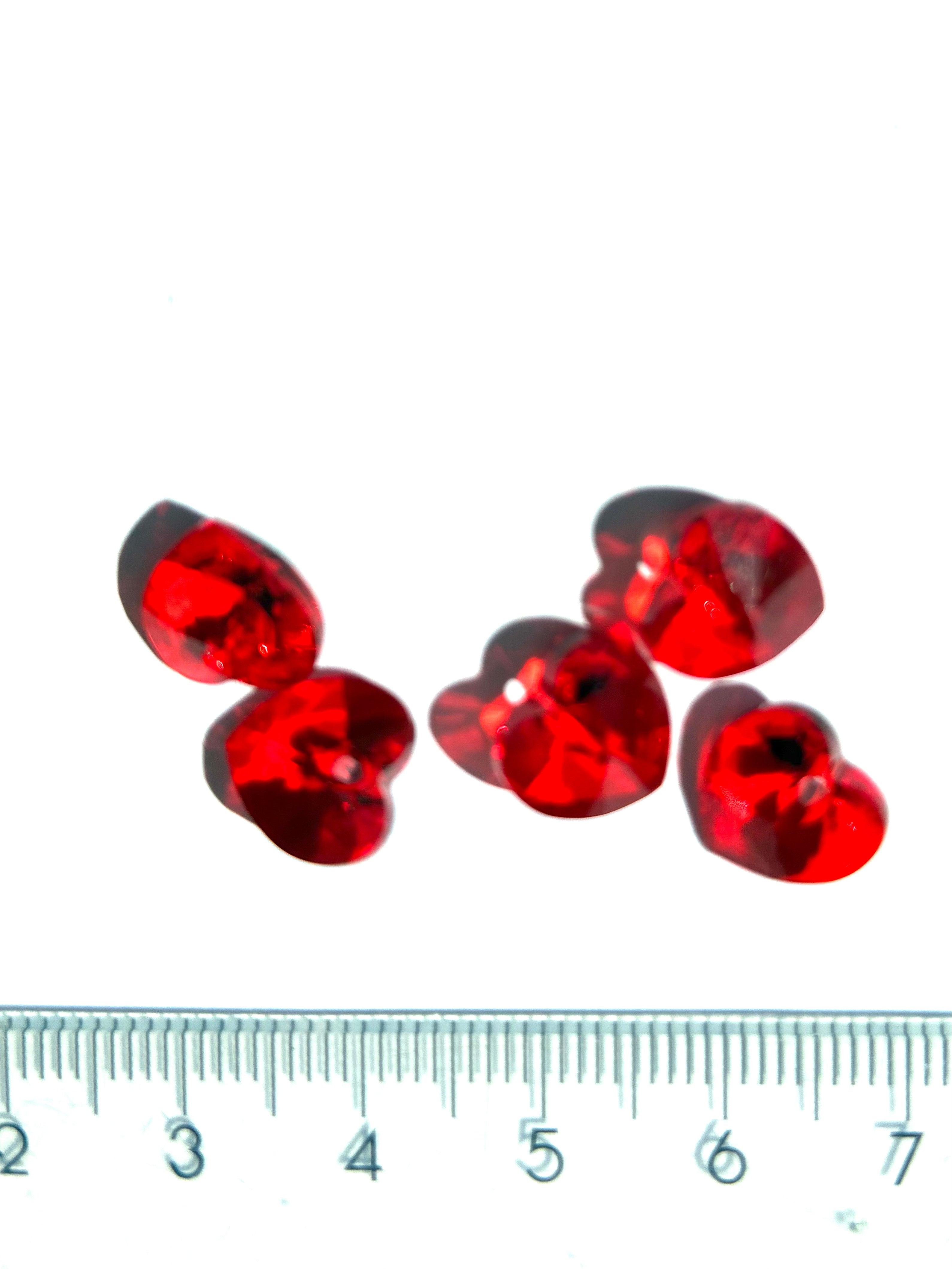 6228. Pure Crystal hearts. 10.3x10mm. Red
