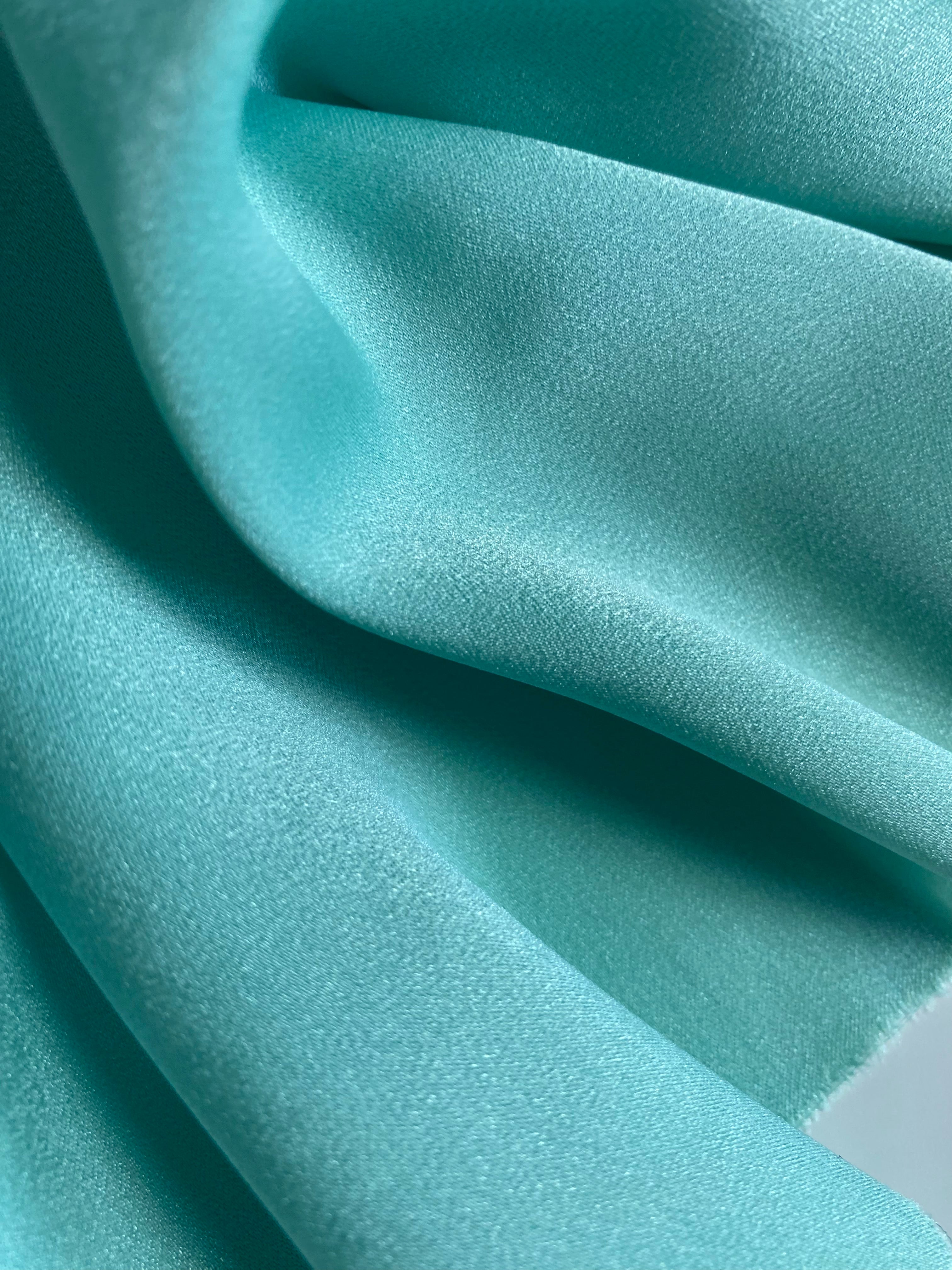 133P. Satin. 95g/m2.