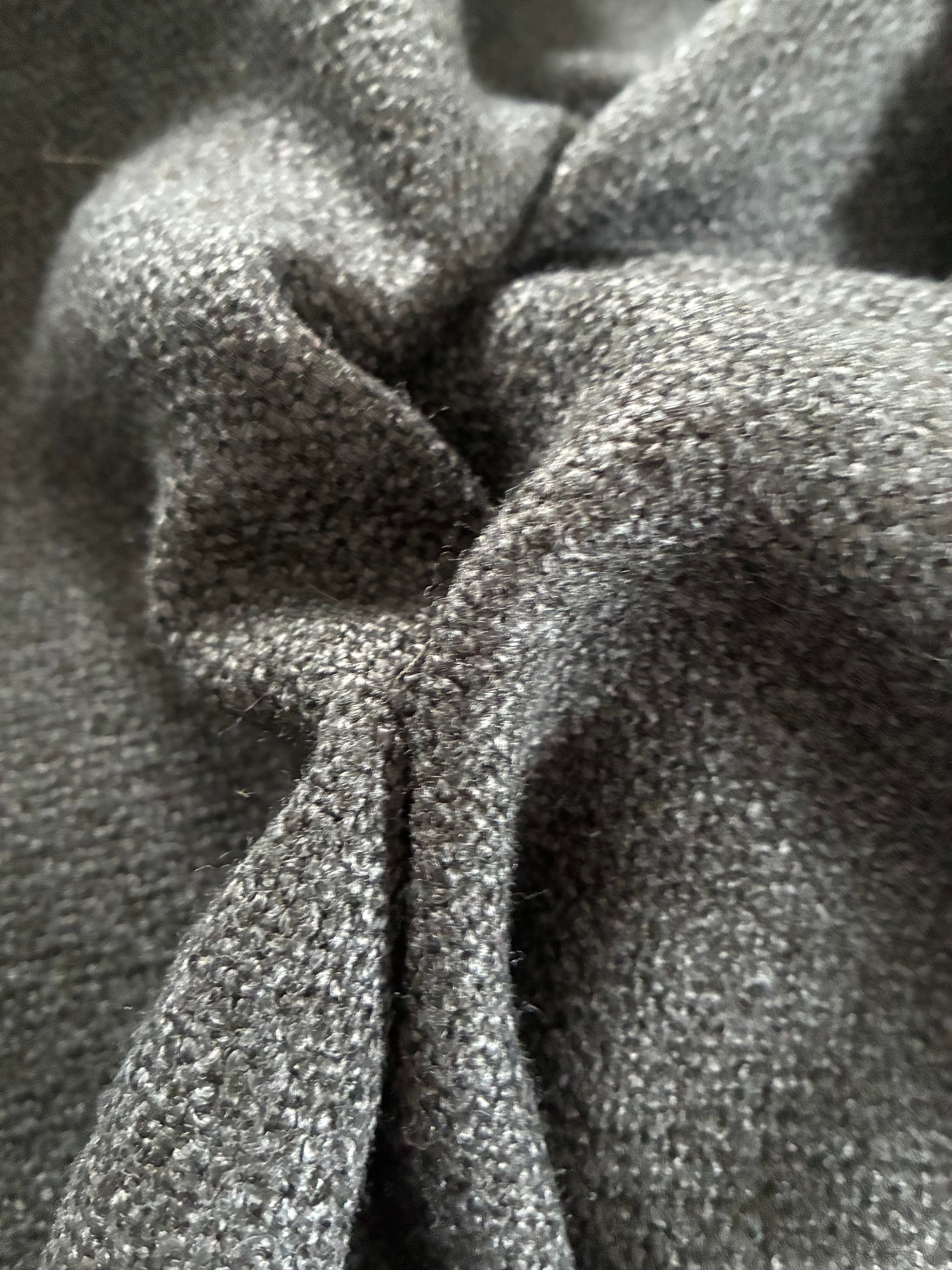 397CW. Bouclé. 470g/m2.